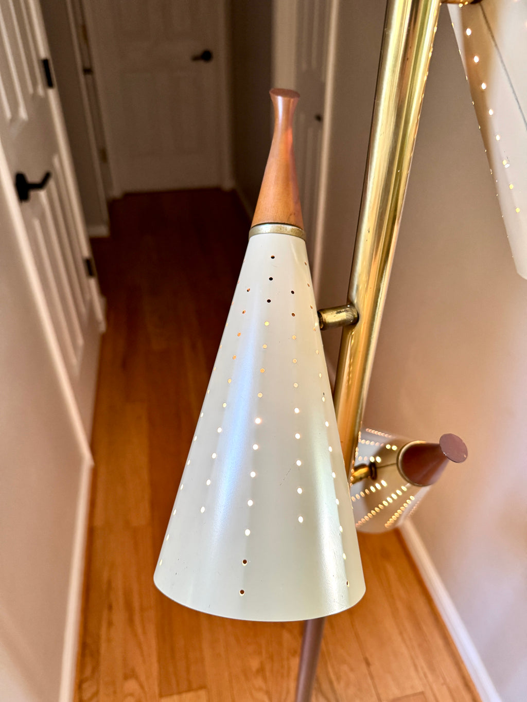 Vtg MCM Danish 3 Cone Shade Floor Lamp ~ 3 Bullet Shade MCM Floor Lamp