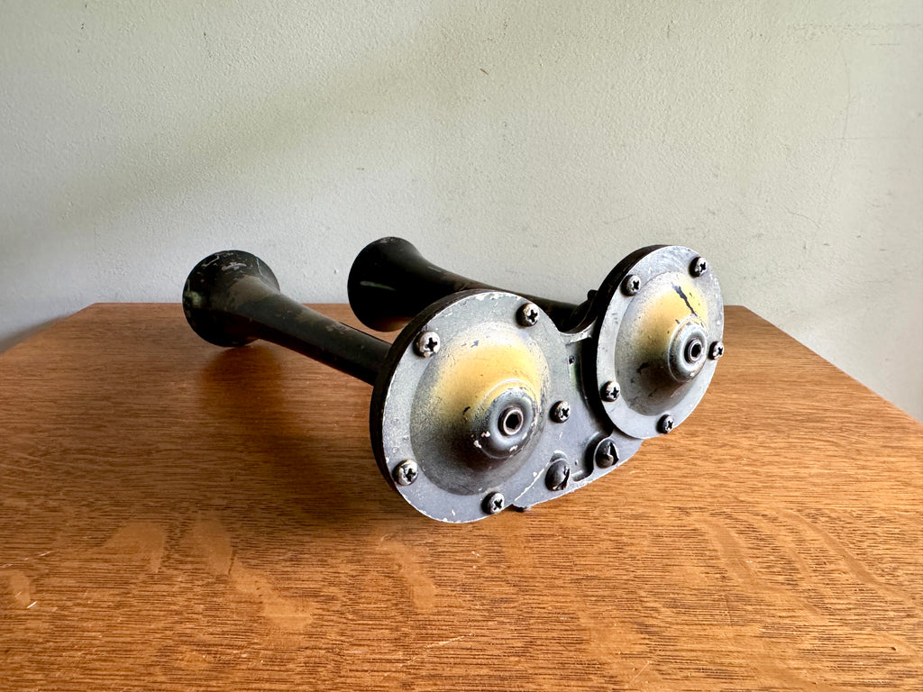 Vtg Metal Double Trombone Air Horn ~ Dual Truck/Car Air Horns