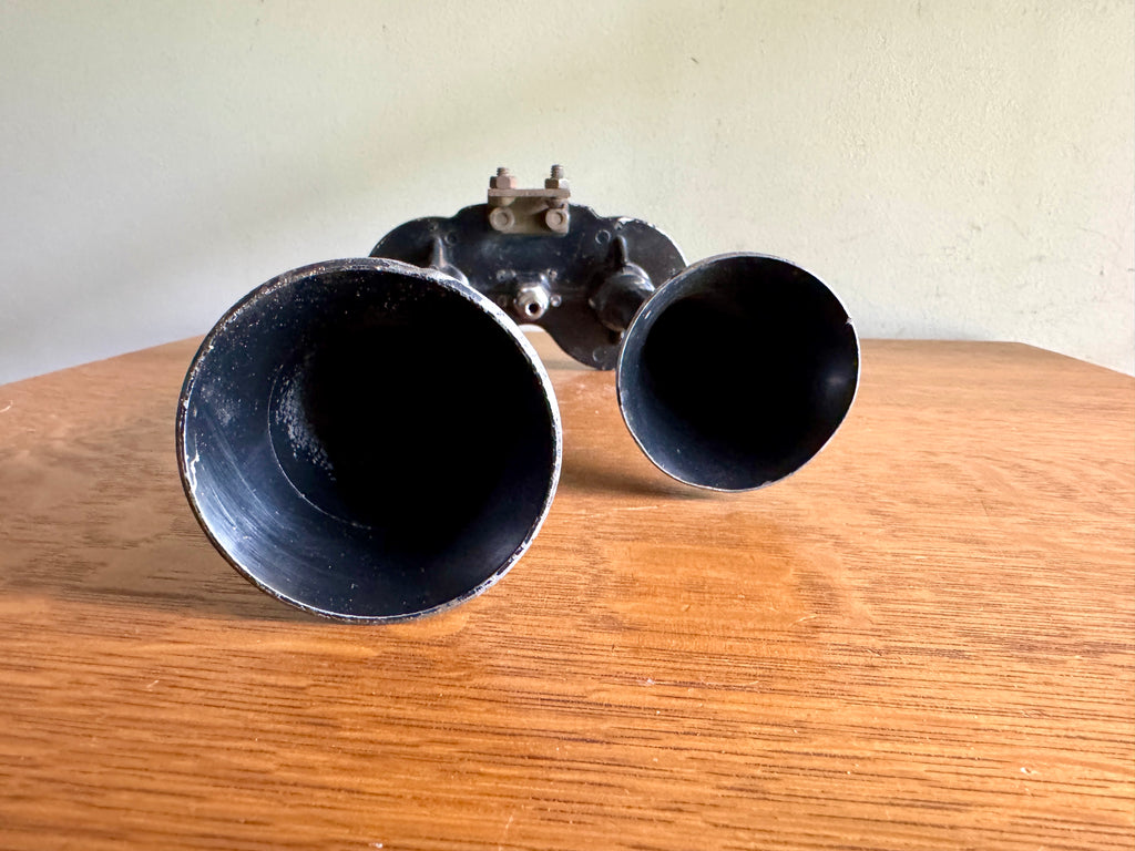 Vtg Metal Double Trombone Air Horn ~ Dual Truck/Car Air Horns