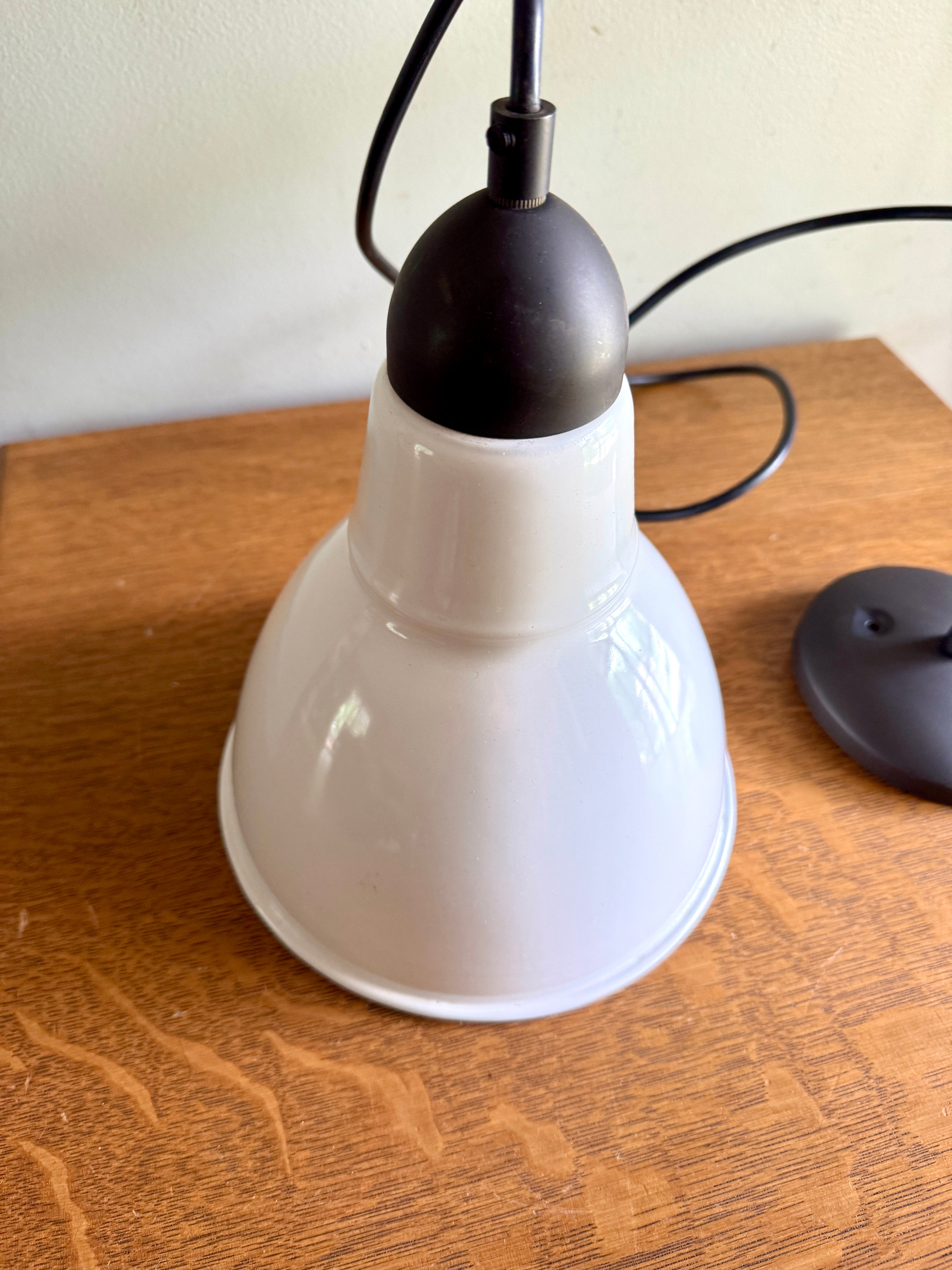 Vtg White Enamel Lamp Shade Pendant Light ~ Industrial Factory Enamel Shade Pendant Light