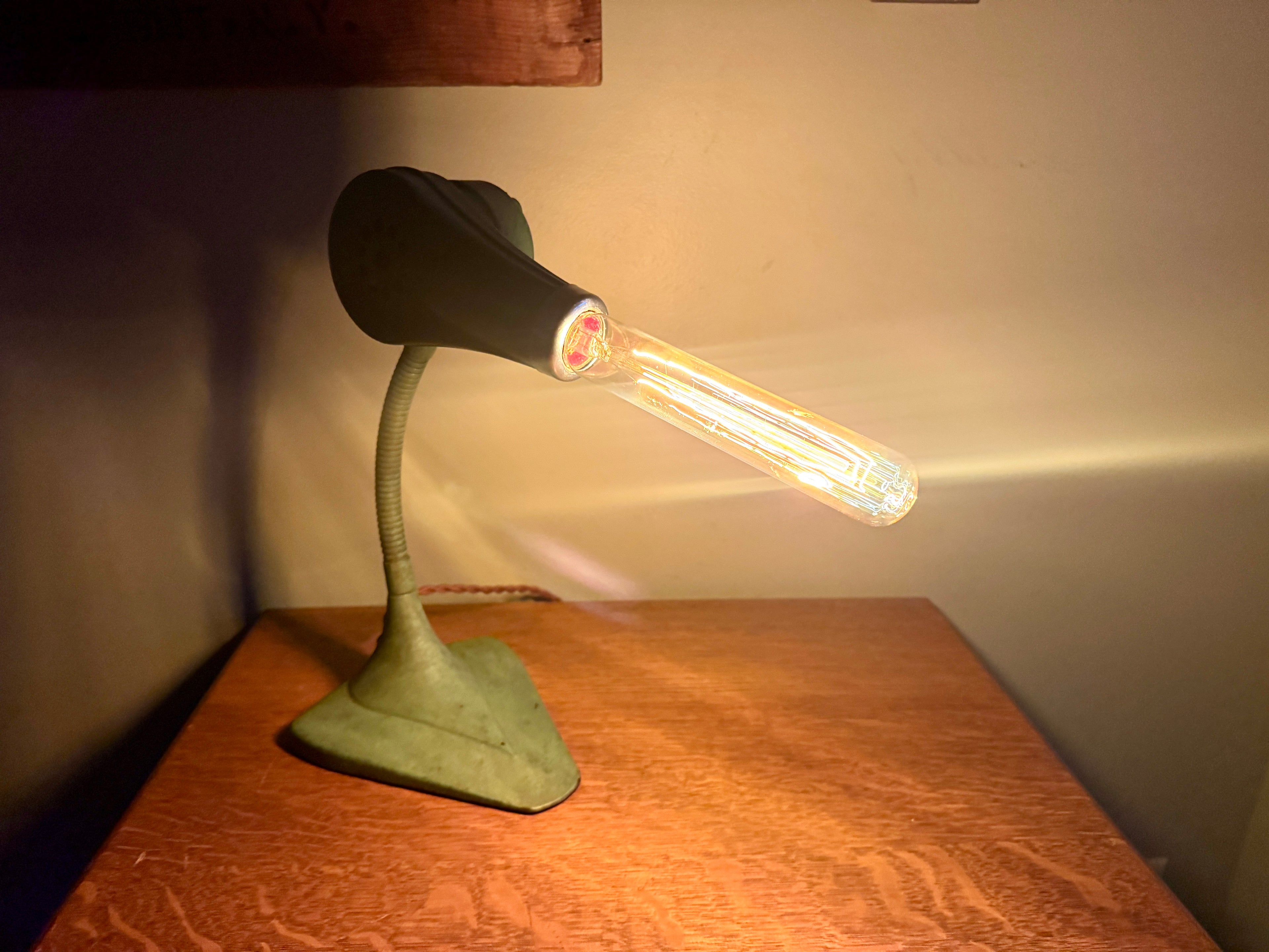 Vtg Repurposed Hair Dryer Lamp ~ Green Cast Iron Base Hair Dryer Lamp