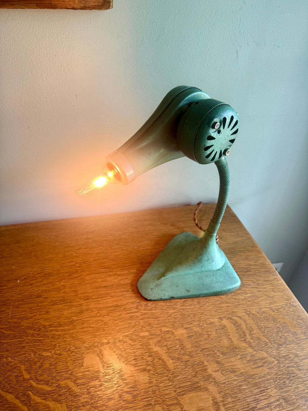 Vtg Repurposed Hair Dryer Lamp ~ Green Cast Iron Base Hair Dryer Lamp