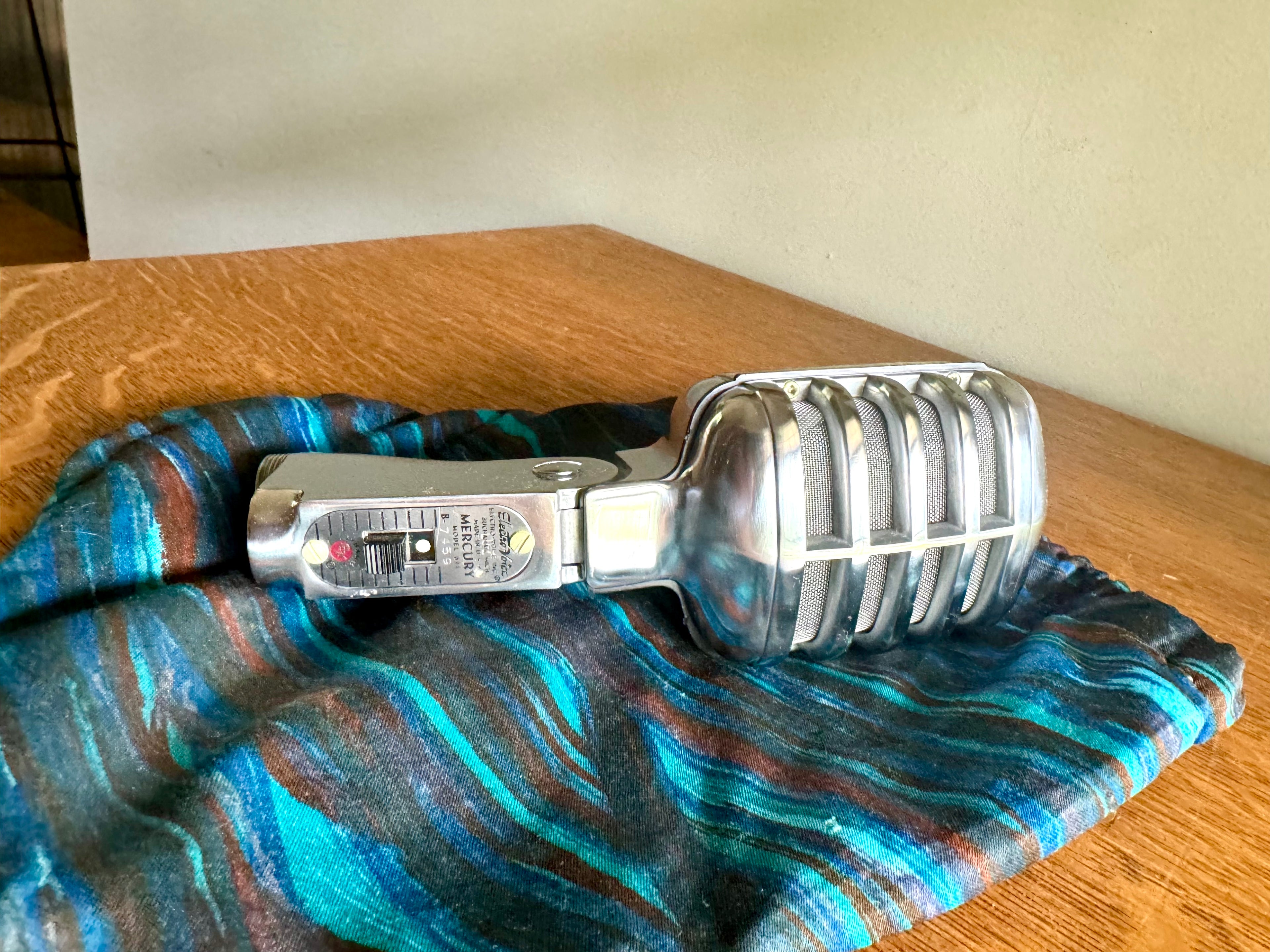 Vintage Elctro-Voice Mercury 611 Dynamic Microphone | MCM Electro voice 611 Microphone in Bag | Dynamic Microphone