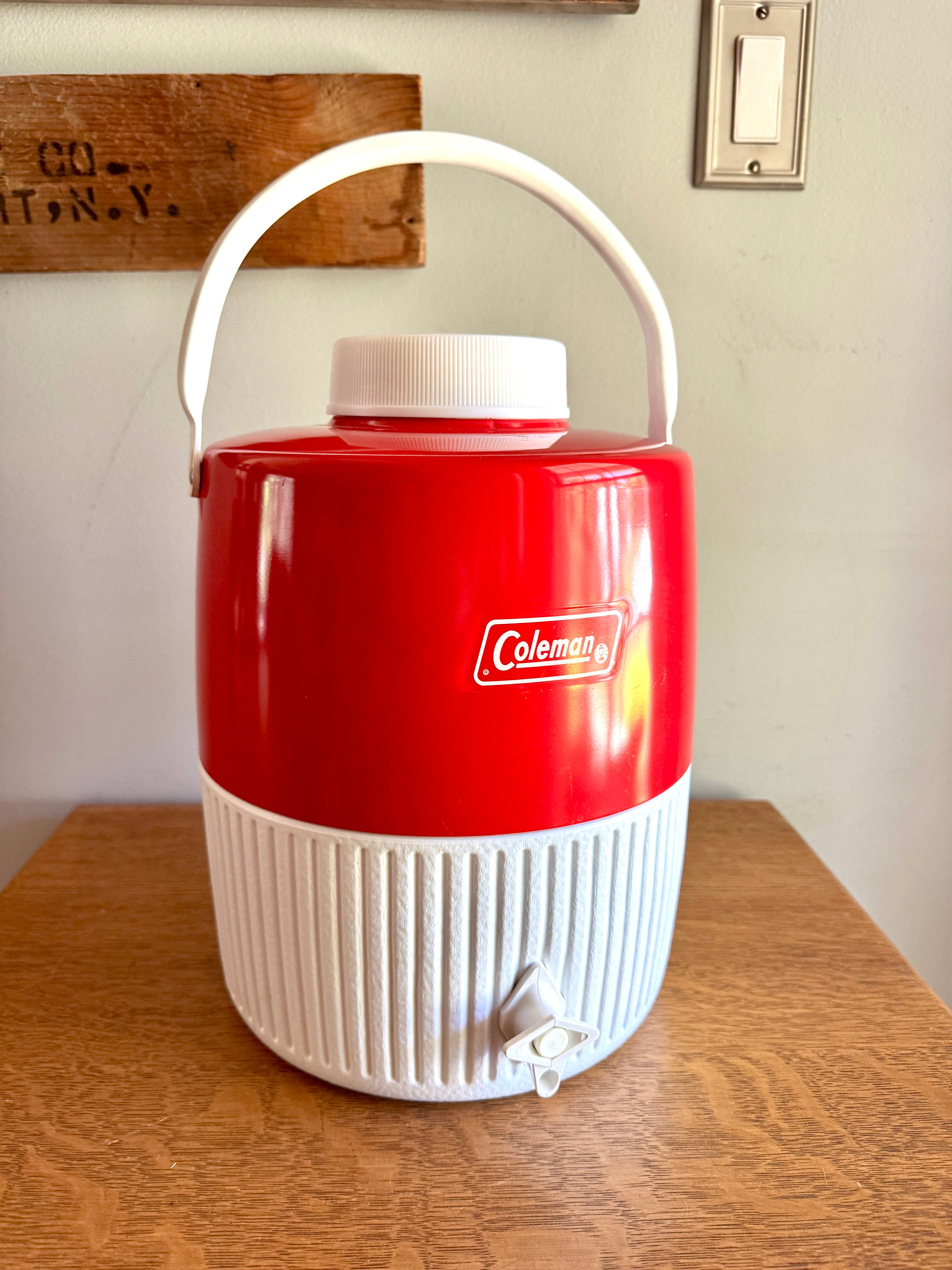 Vtg Coleman 2 Gallon Insulated Water Cooler with Spigot, Water Jug, Sporting Event, Camping