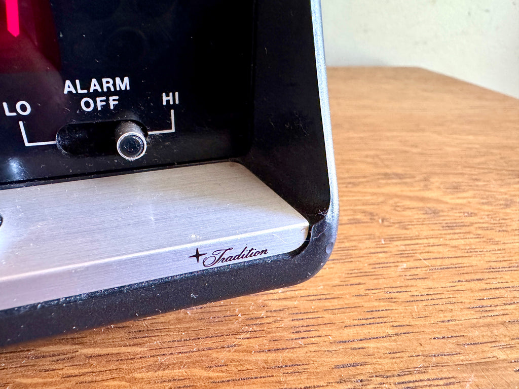 Vtg 1970s Sears Roebuck "Tradition" Digital Alarm Clock ~ Model 7196 Solid State Woodgrain Alarm Clock