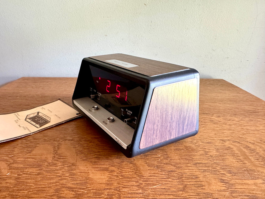 Vtg 1970s Sears Roebuck "Tradition" Digital Alarm Clock ~ Model 7196 Solid State Woodgrain Alarm Clock