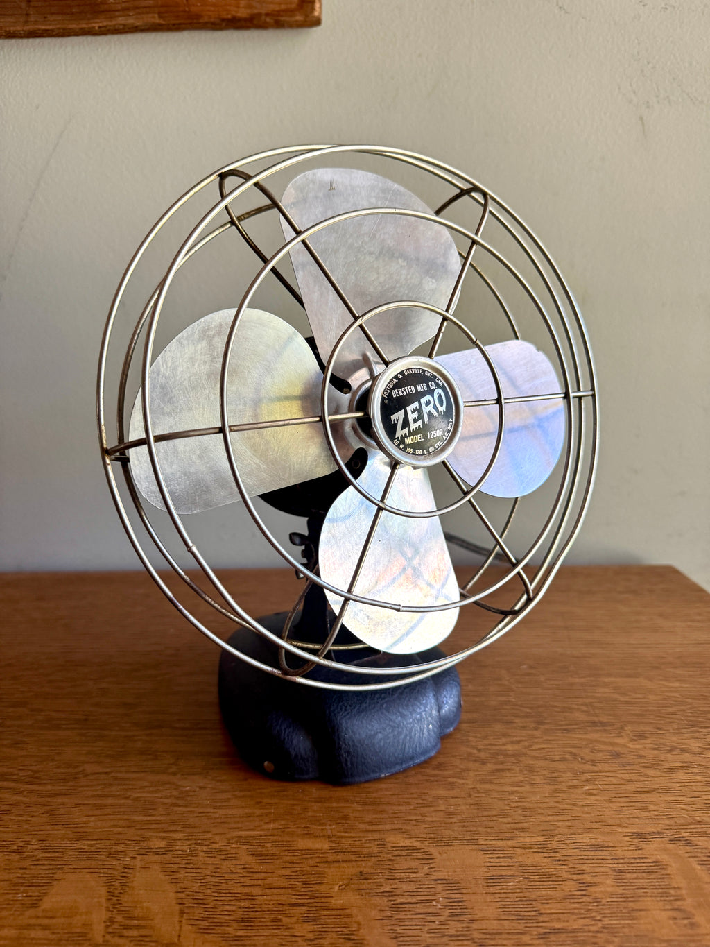 Vtg Bersted MFG Co. ZERO Model 1250R Fan ~ Working Single Speed Chrome Fan