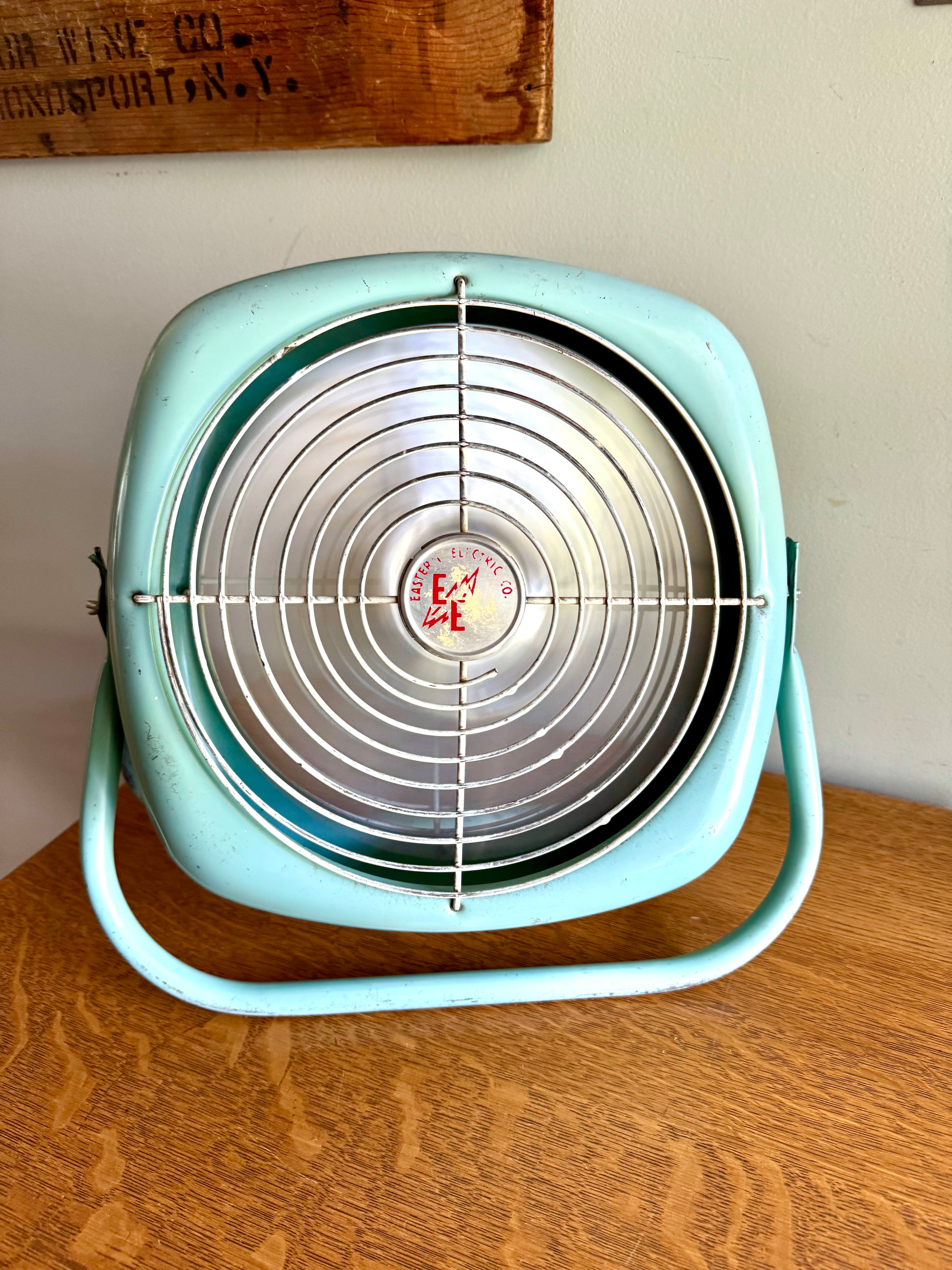 Vintage Aqua Blue Eastern Electric Table Fan | Turquoise Lasko Electric Table Fan | MCM Table Fan| Rustic Tilting Single Speed Electric Fan