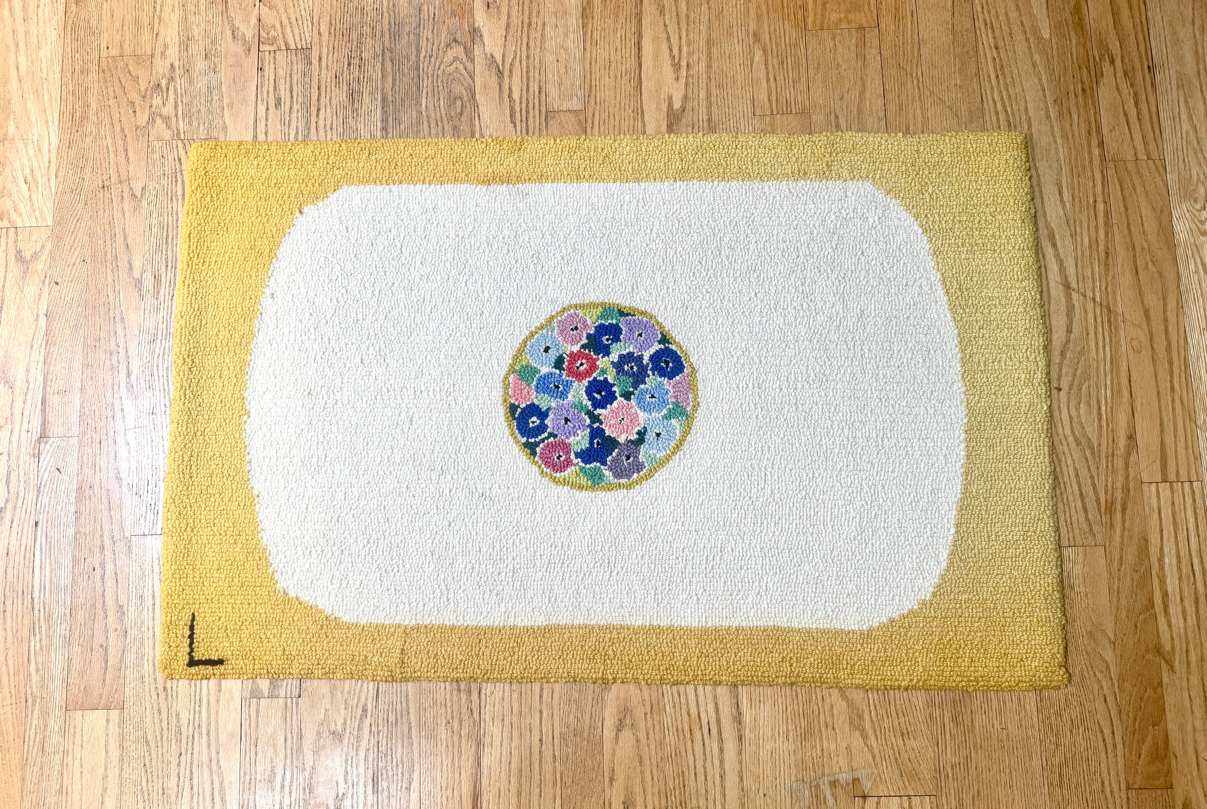 Vintage Hand-Hooked Vibrant Yellow and White Floral Centerpiece 48" X 30" Rug ~ Handmade Floral Rug