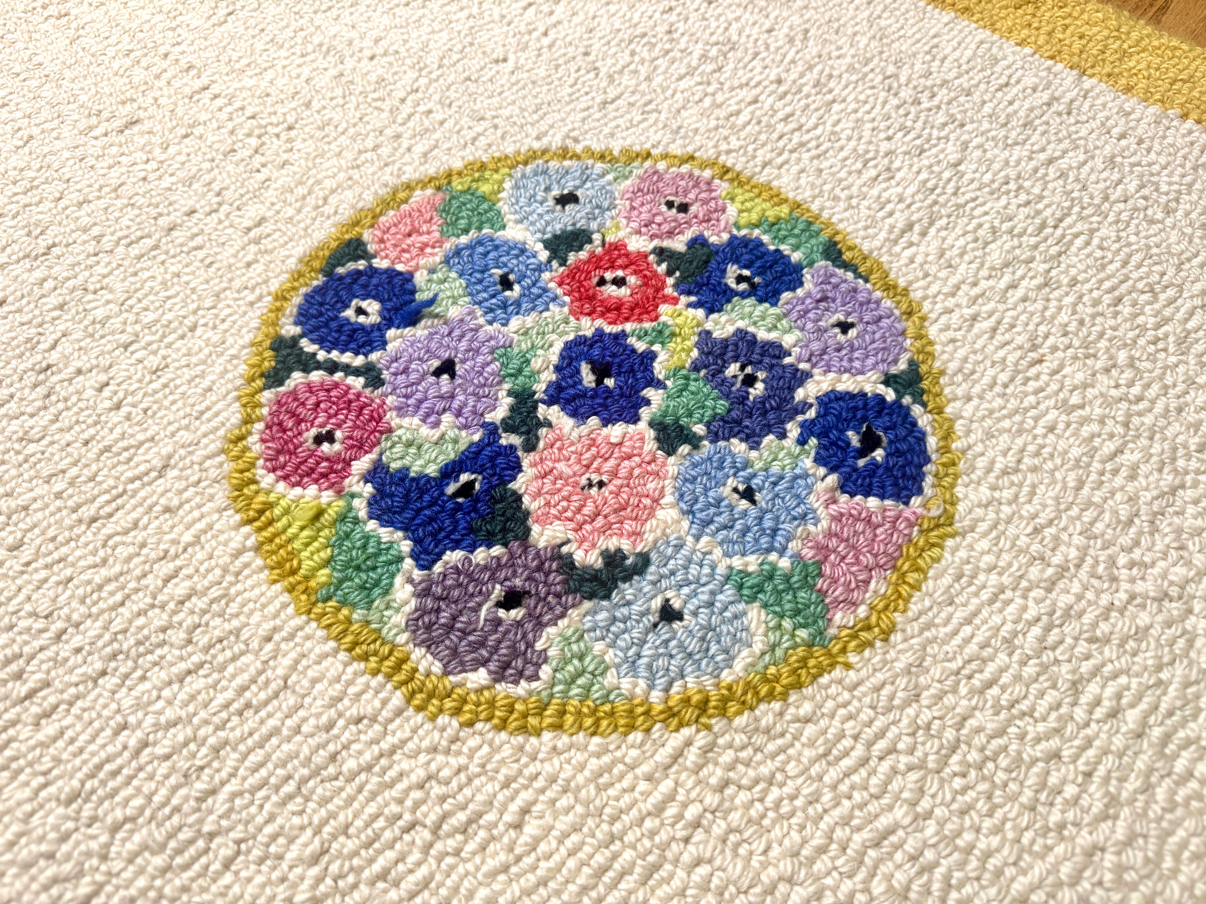 Vintage Hand-Hooked Vibrant Yellow and White Floral Centerpiece 48" X 30" Rug ~ Handmade Floral Rug
