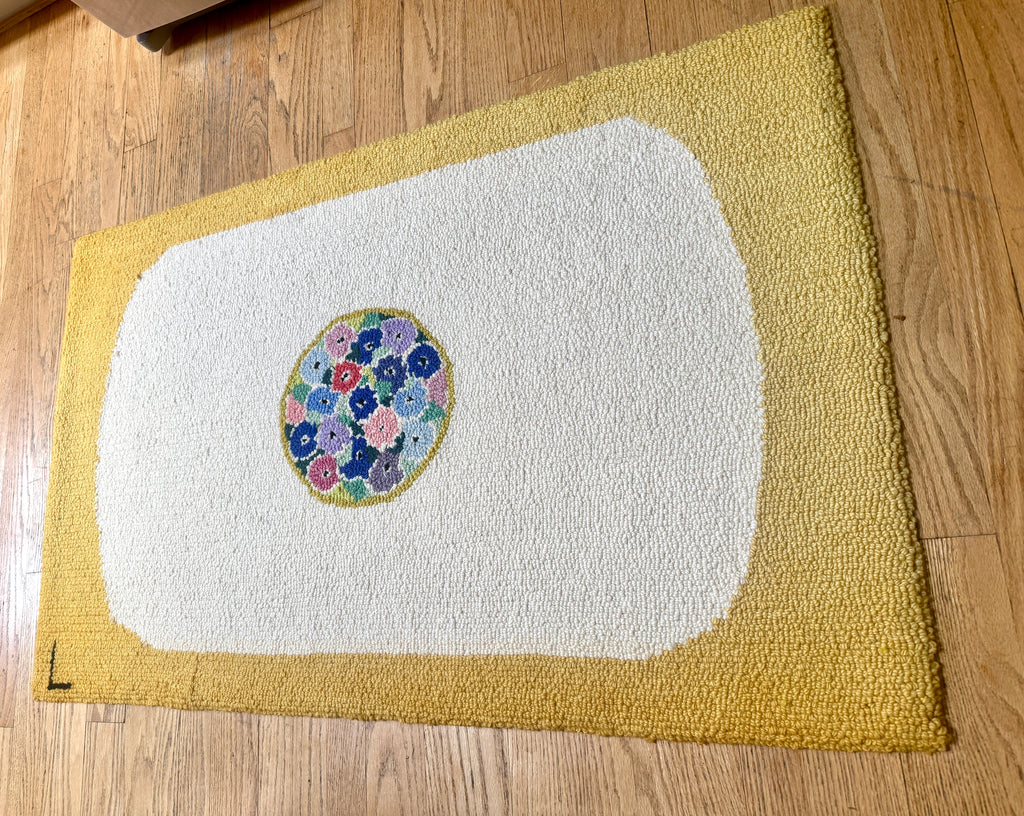 Vintage Hand-Hooked Vibrant Yellow and White Floral Centerpiece 48" X 30" Rug ~ Handmade Floral Rug