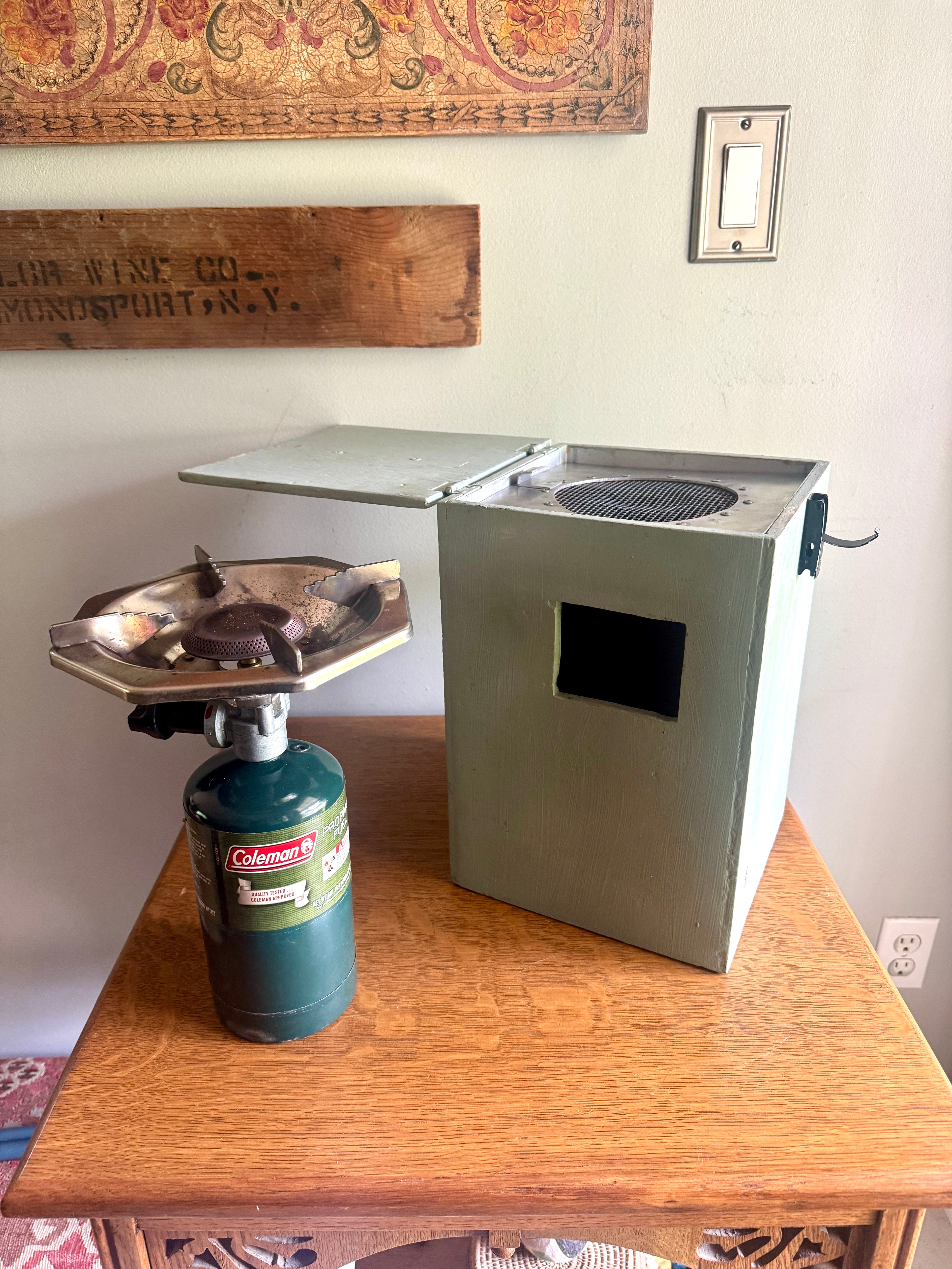 Vintage Coleman Bottle Top Burner Stove In Hand Made Wood Carrying Box (Propane Not Included)