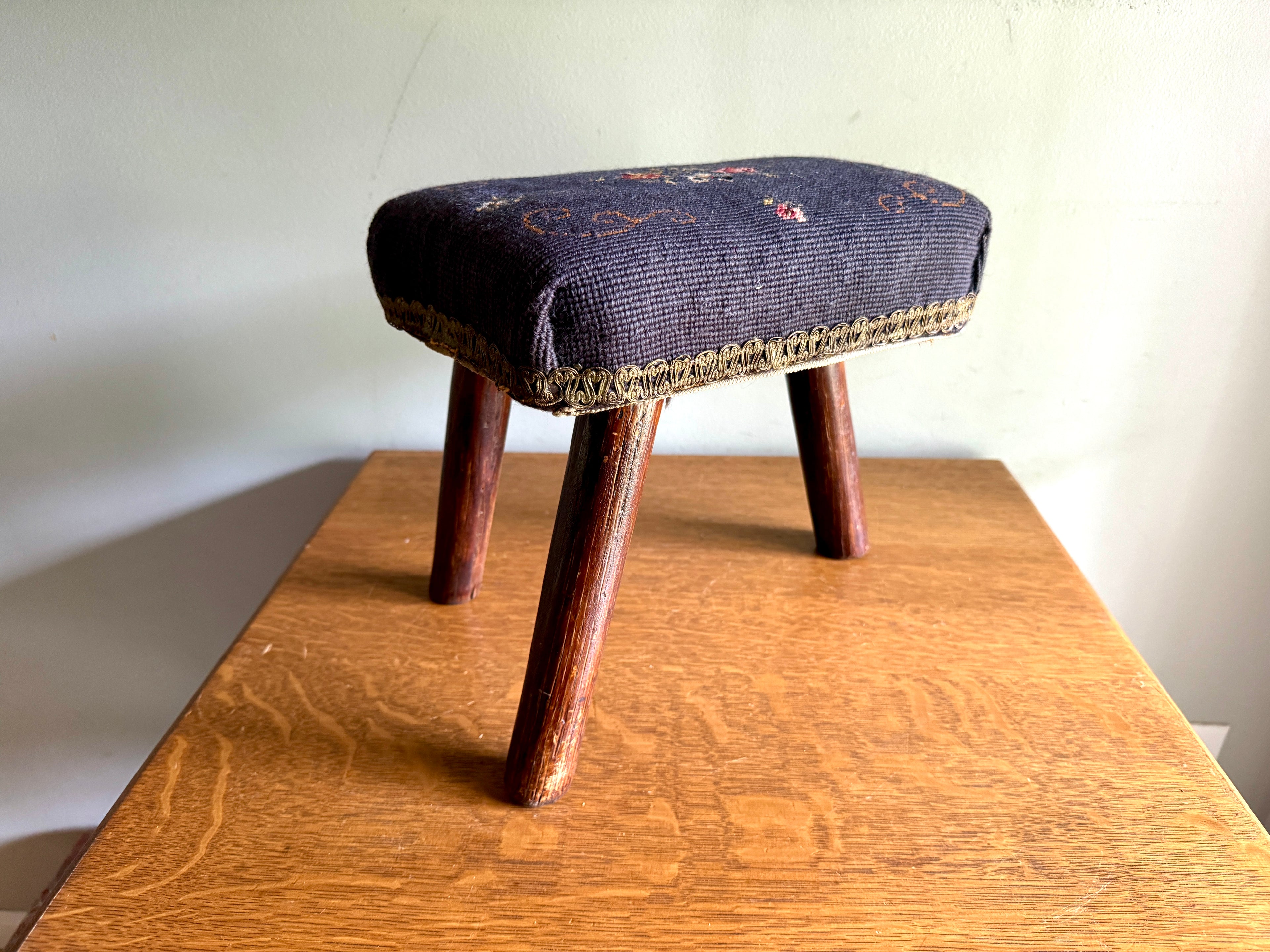 Antique Primitive Needlepoint Three Legged Stool ~ Distressed Primitive Stool