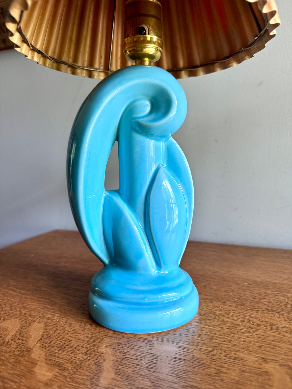Mid Century Sculptural Abstract Turquoise Ceramic Table Lamp ~ MCM Ceramic Lamp
