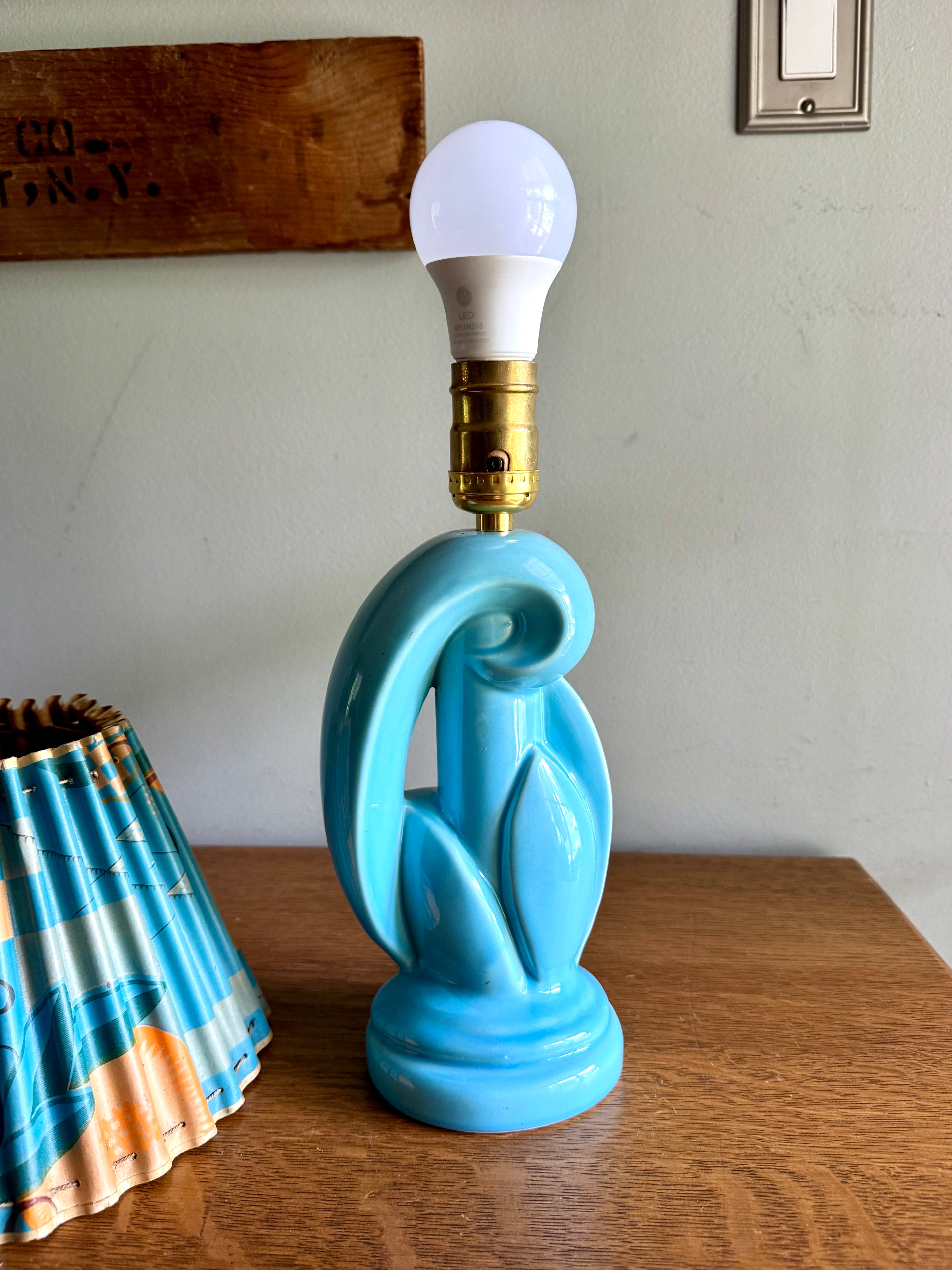 Mid Century Sculptural Abstract Turquoise Ceramic Table Lamp ~ MCM Ceramic Lamp