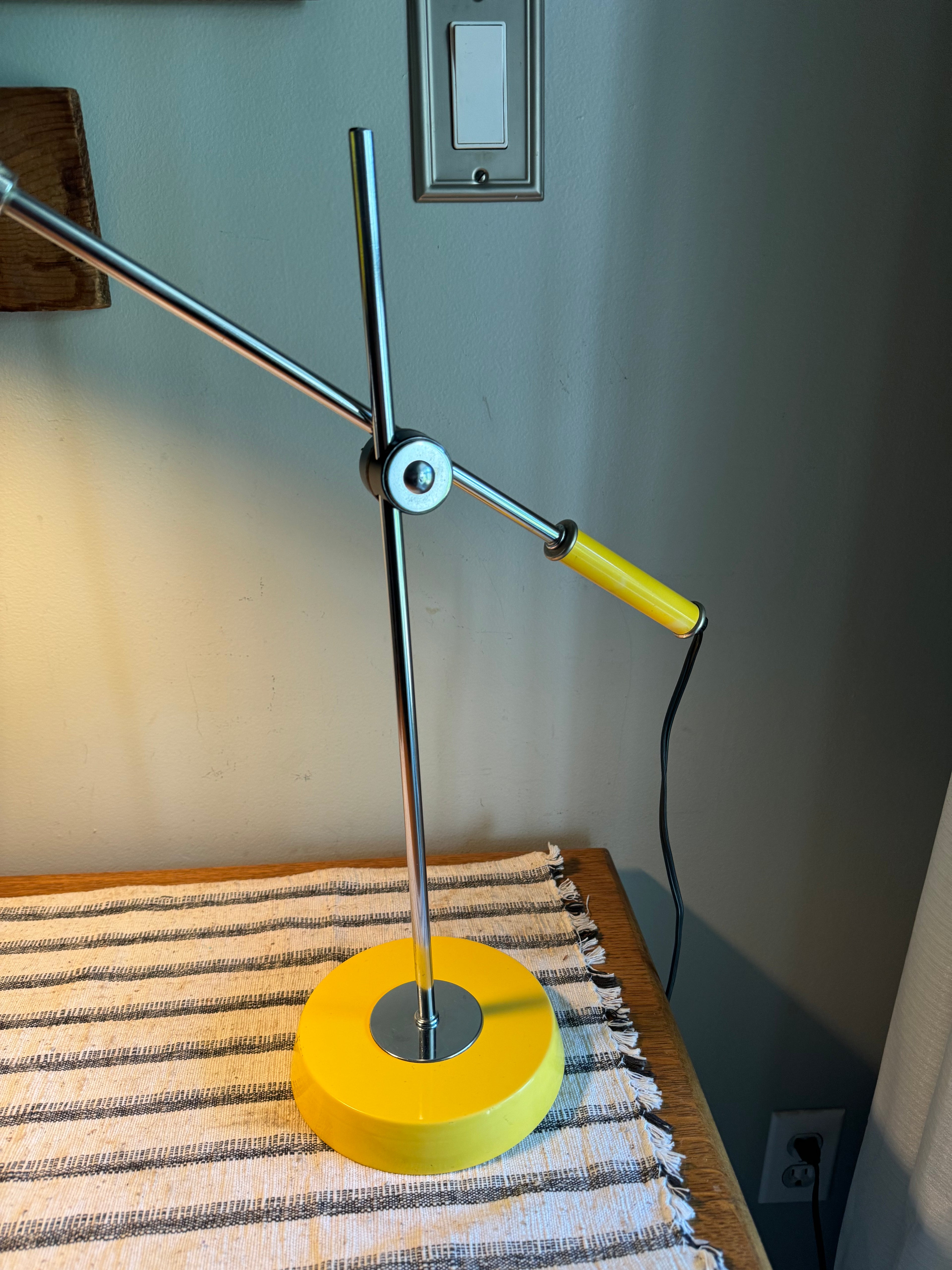 Yellow MCM Robert Sonneman Style Articulating Chrome Orb Lamp | R. Sonneman Adjustable Mid Century Modernist Table Lamp | MCM Eyeball Lamp