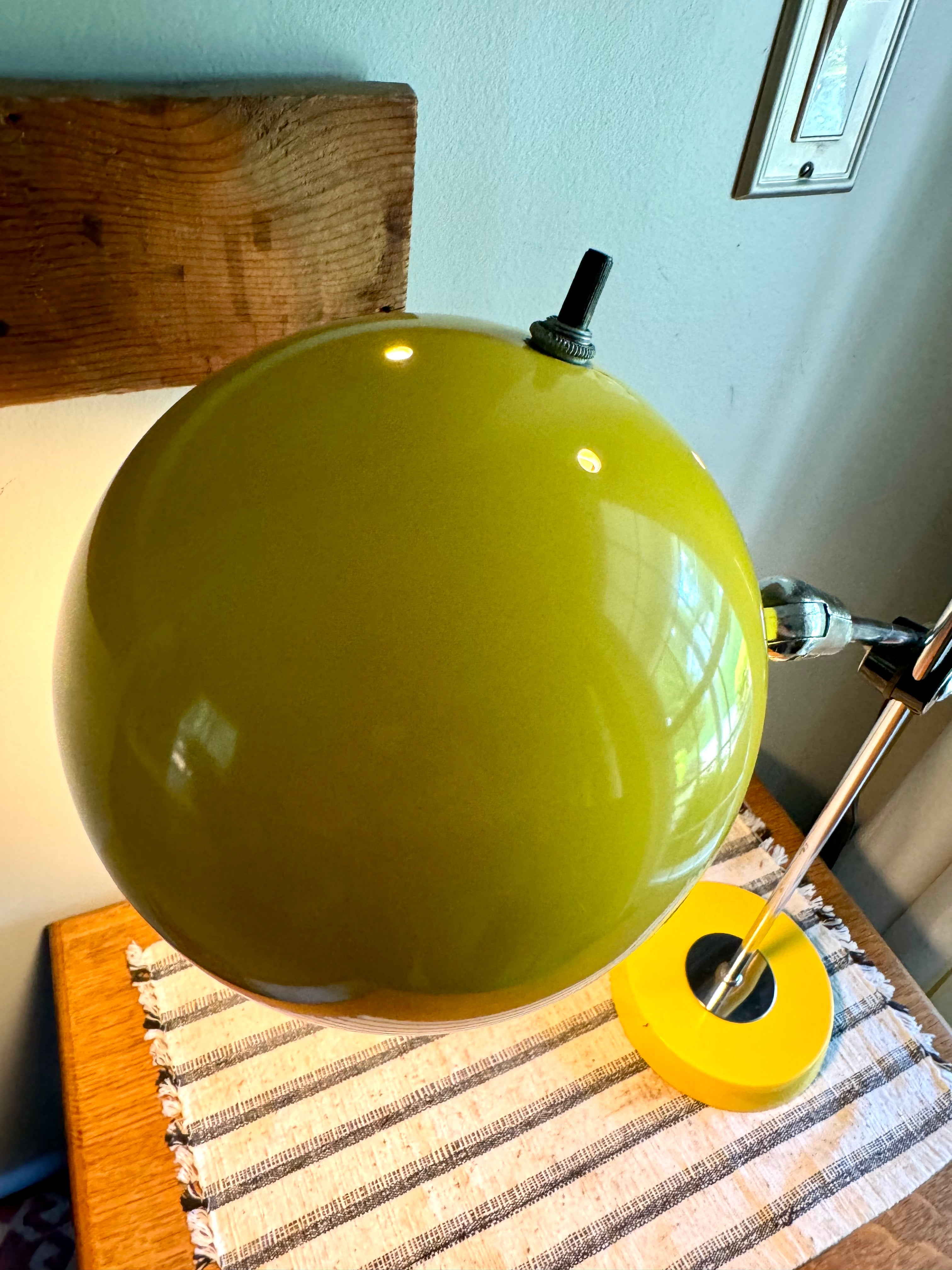 Yellow MCM Robert Sonneman Style Articulating Chrome Orb Lamp | R. Sonneman Adjustable Mid Century Modernist Table Lamp | MCM Eyeball Lamp