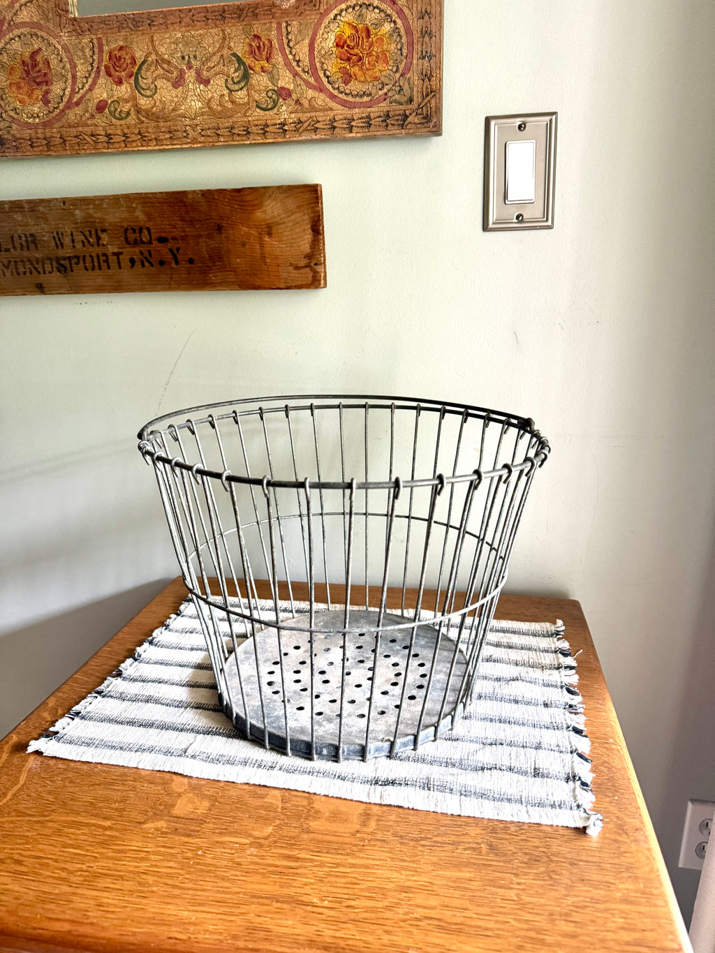 Industrial Wire Vegetable Basket | Wire Egg Basket | Round Gathering Basket | Wire Harvest Basket | Metal Garden Basket With Handle