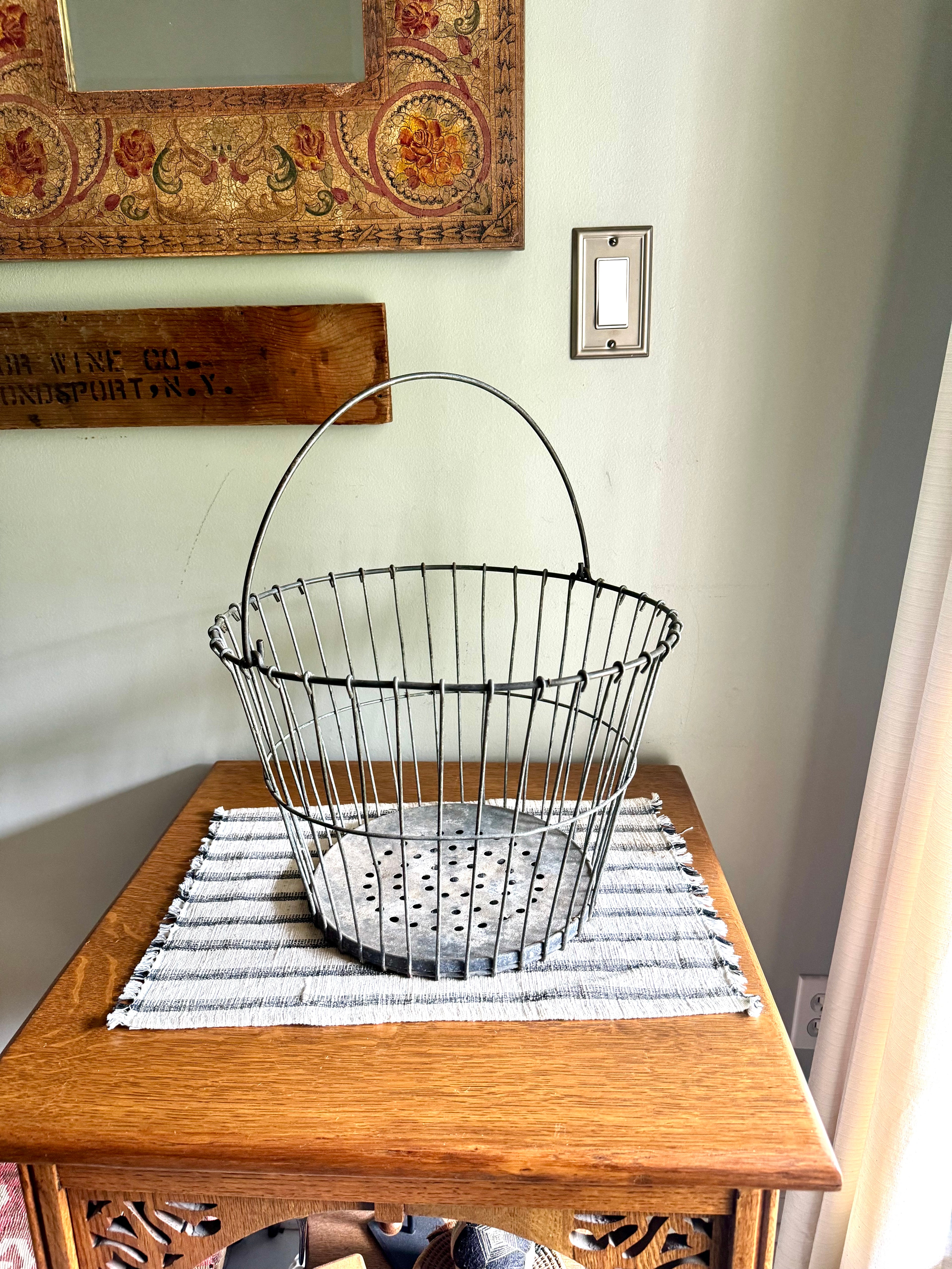 Industrial Wire Vegetable Basket | Wire Egg Basket | Round Gathering Basket | Wire Harvest Basket | Metal Garden Basket With Handle
