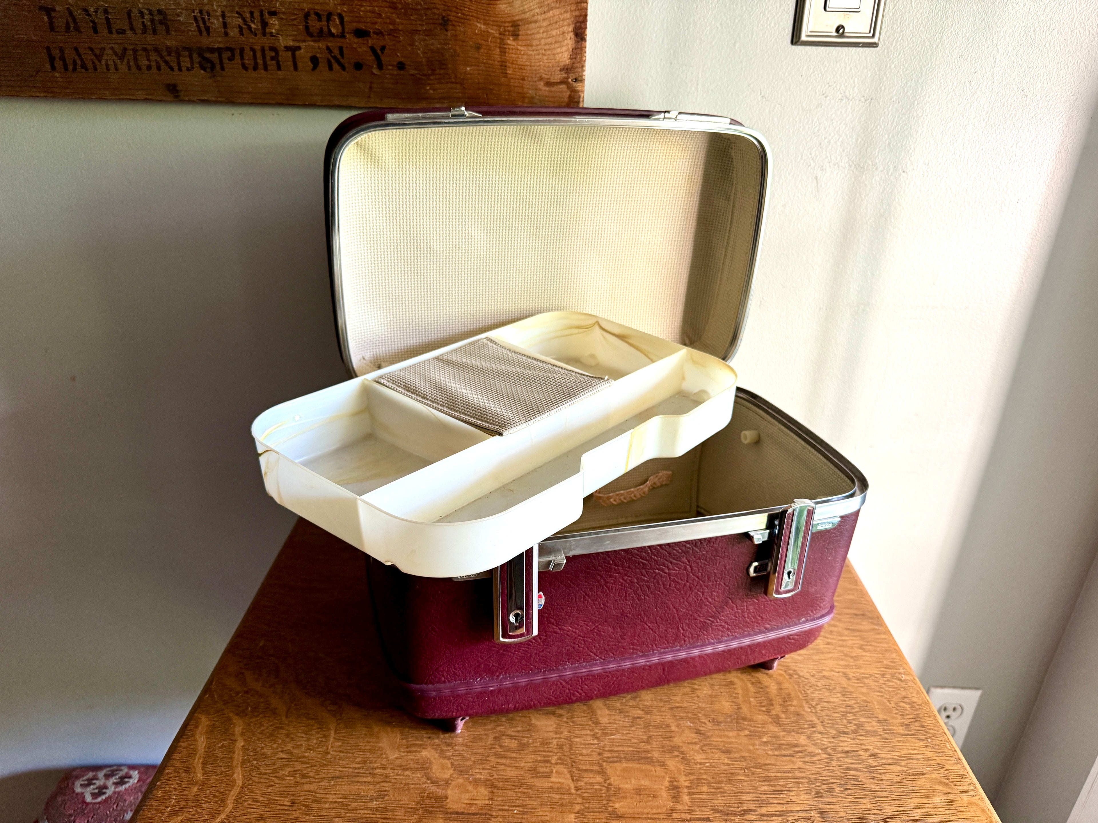 70's American Tourister Burgundy Train Case with Tray and Mirror ~ Burgundy Cosmetic Case