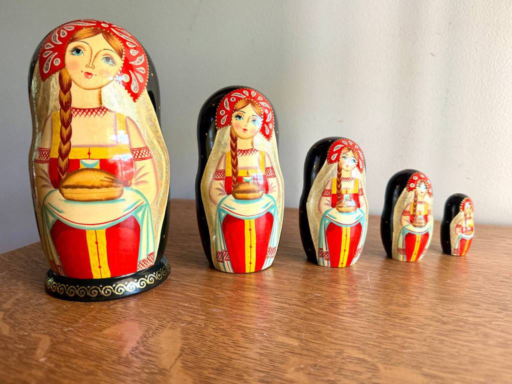 Vintage 7" Nesting Dolls Matryoshka 5 Piece ~ Hand Painted Matryosha Dolls
