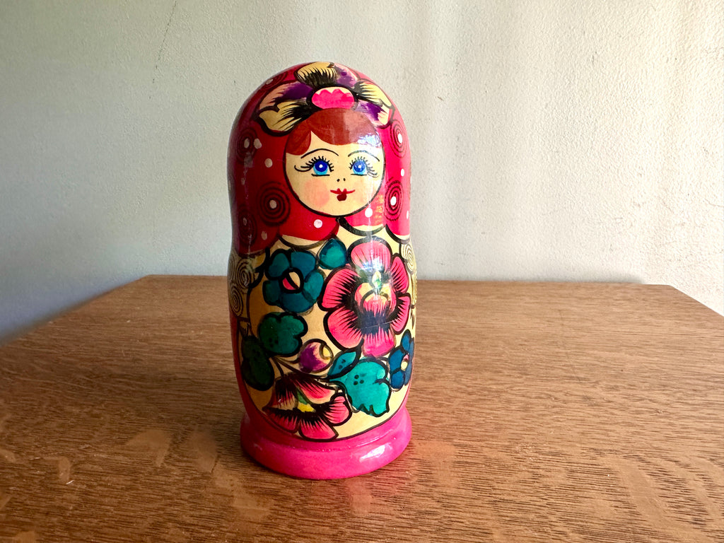 Vintage 7" Russian Nesting Dolls Matryoshka 5 Piece ~ Hand Painted Matryosha Dolls
