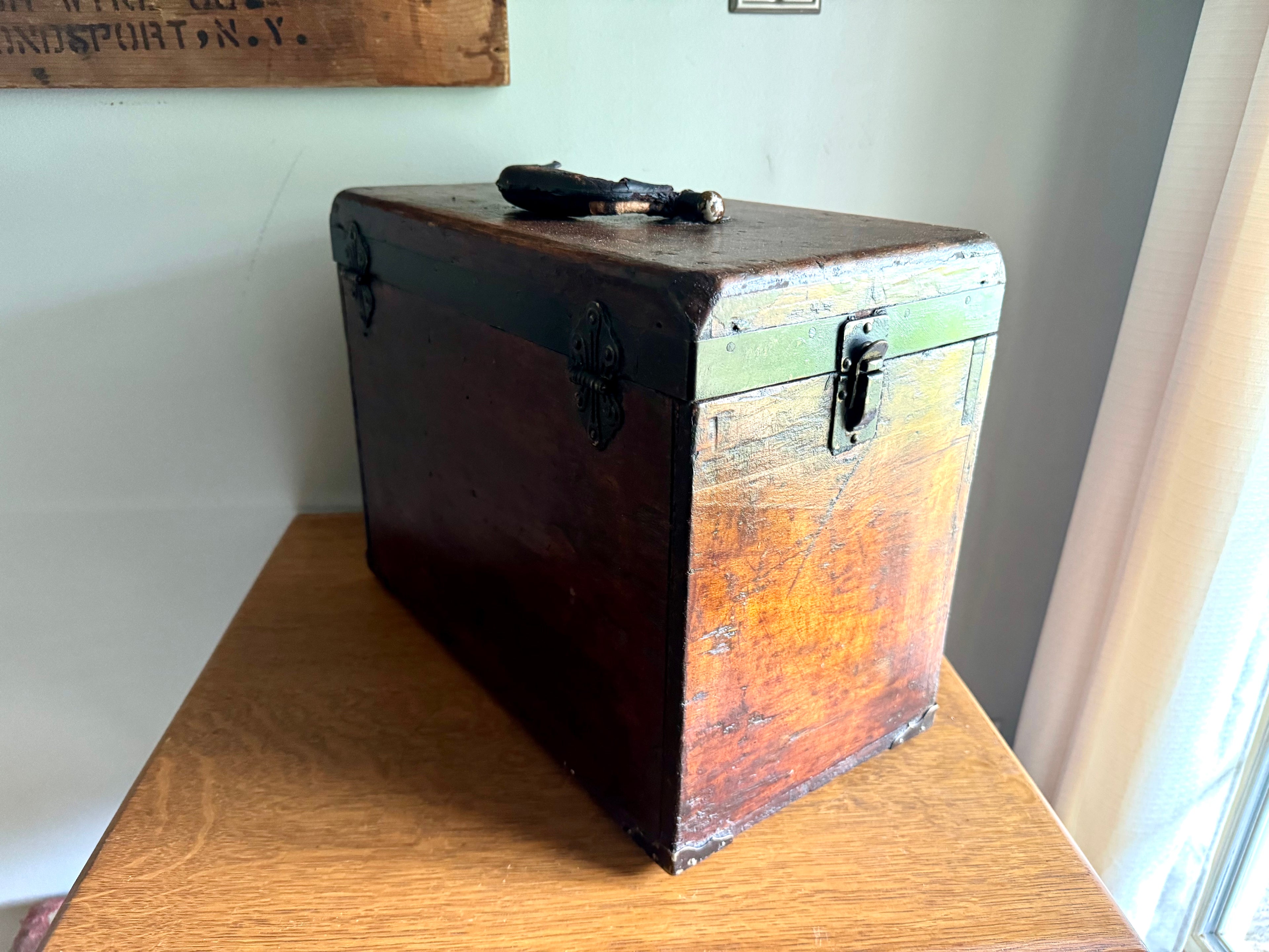 Wedell & Boers Machinist Tool Chest | Antique Wooden Tool Chest | Oak Journeyman Chest | 7 Drawer Wood Toolbox | Wood Toolbox