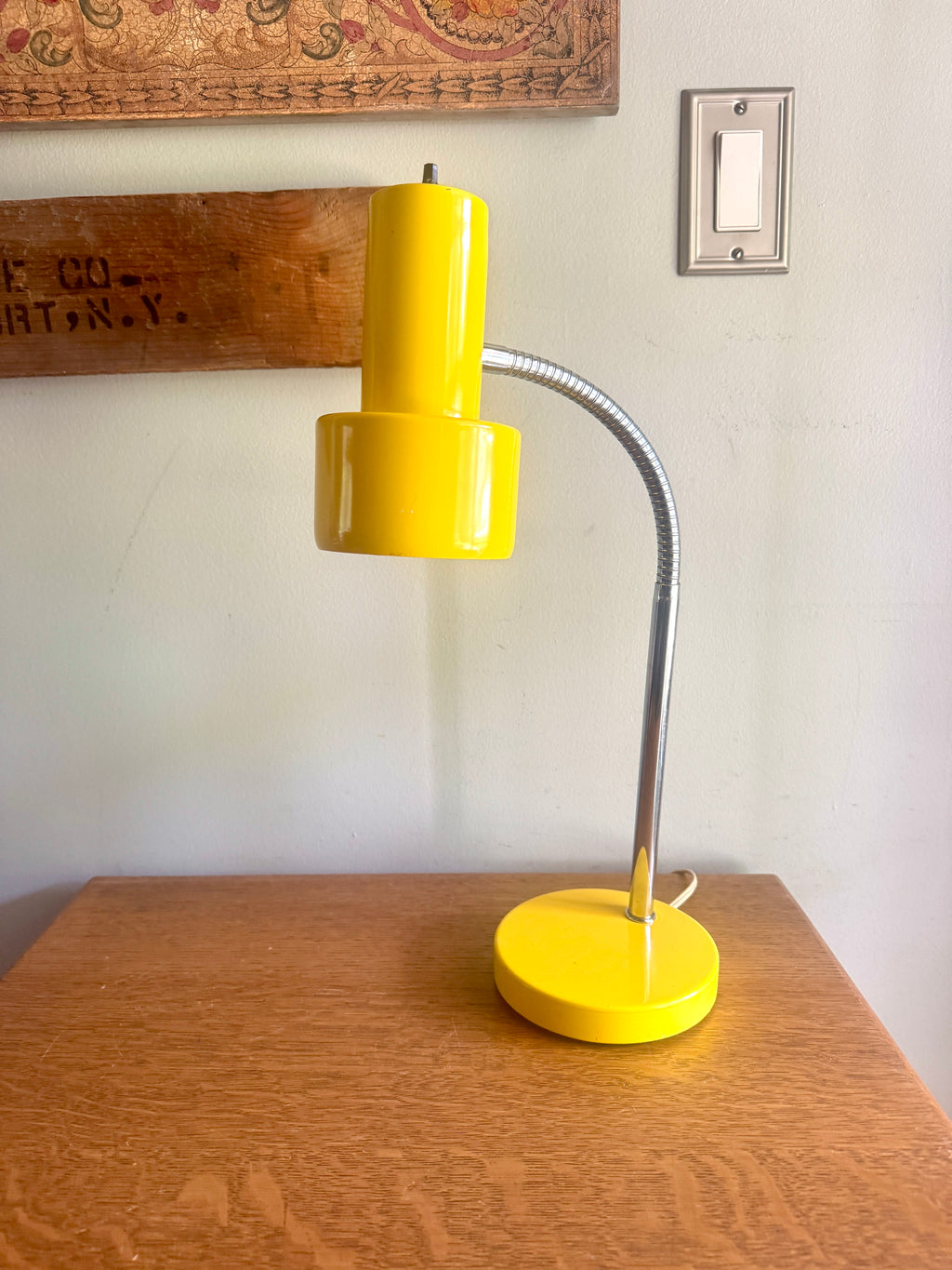 Vintage Yellow Metal Gooseneck Desk Lamp | Tenon Design MCM Gooseneck Desk Lamp
