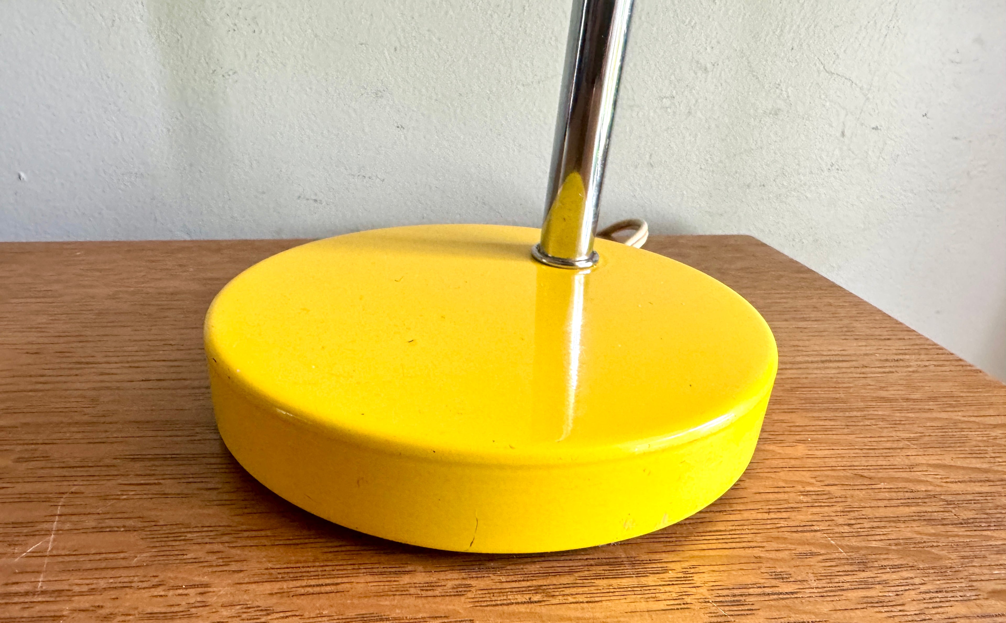 Vintage Yellow Metal Gooseneck Desk Lamp | Tenon Design MCM Gooseneck Desk Lamp