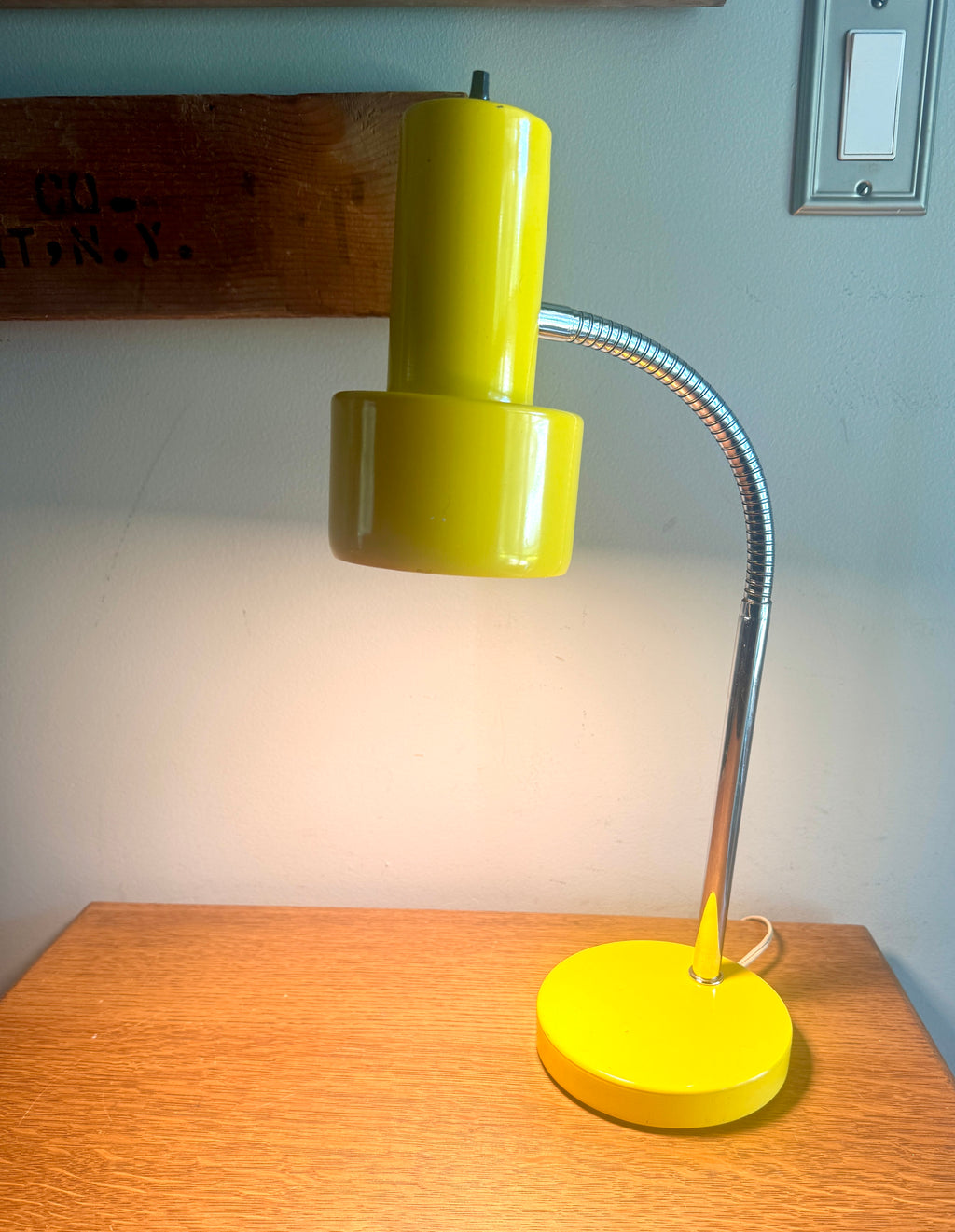 Vintage Yellow Metal Gooseneck Desk Lamp | Tenon Design MCM Gooseneck Desk Lamp