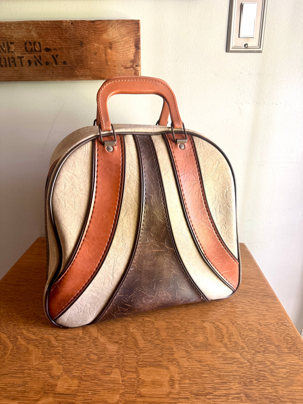 Vintage Brunswick Wind Jammer Bowling Ball Bag ~ Two Tone Brown Vinyl Bag