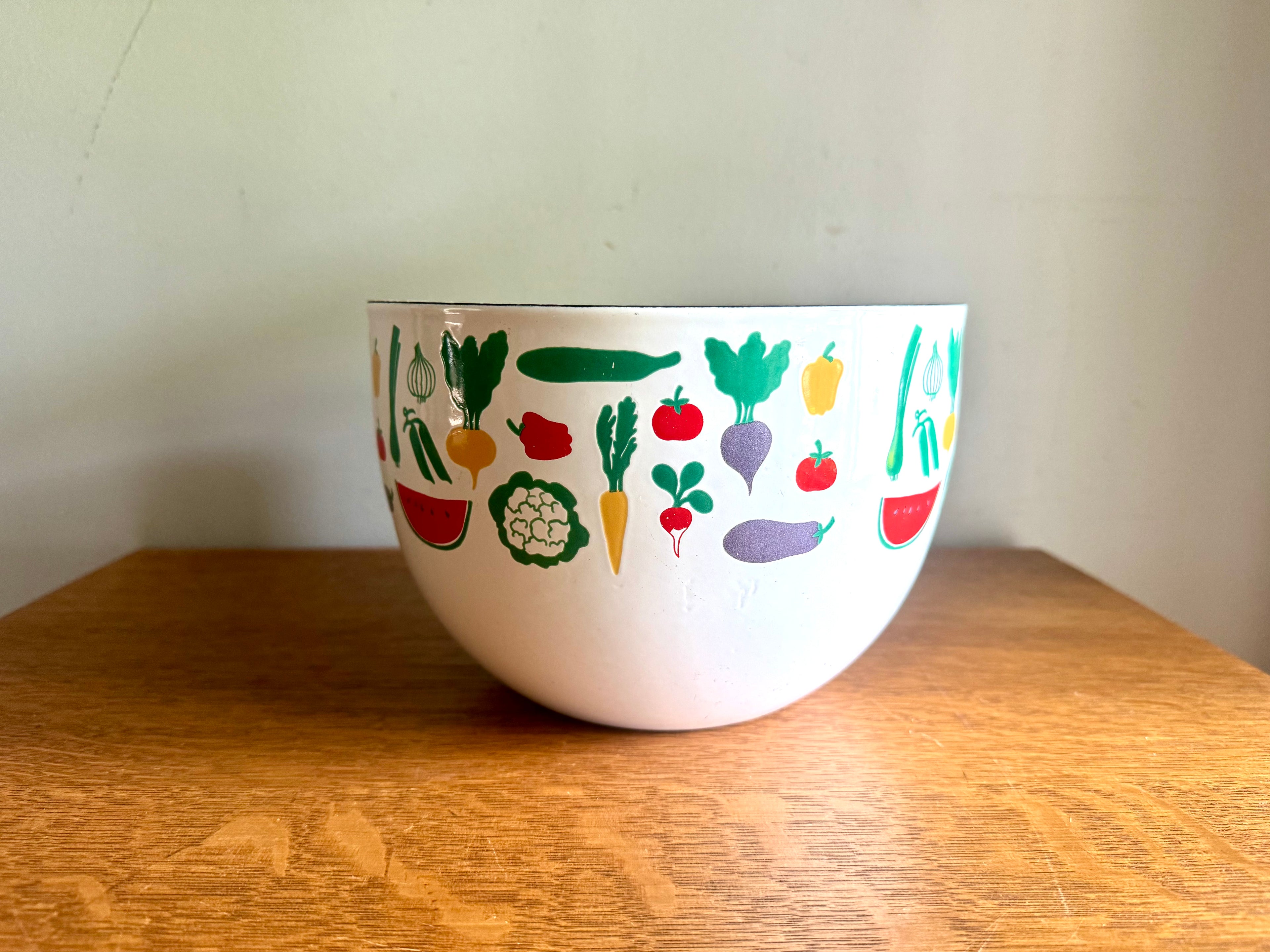 Vintage Finel Bowl | Kaj Franck Finel Enamel Bowl| Vintage Vegetable Enamel Bowl | Made In Finland| Final Arabia White Enamel Vegetable Bowl