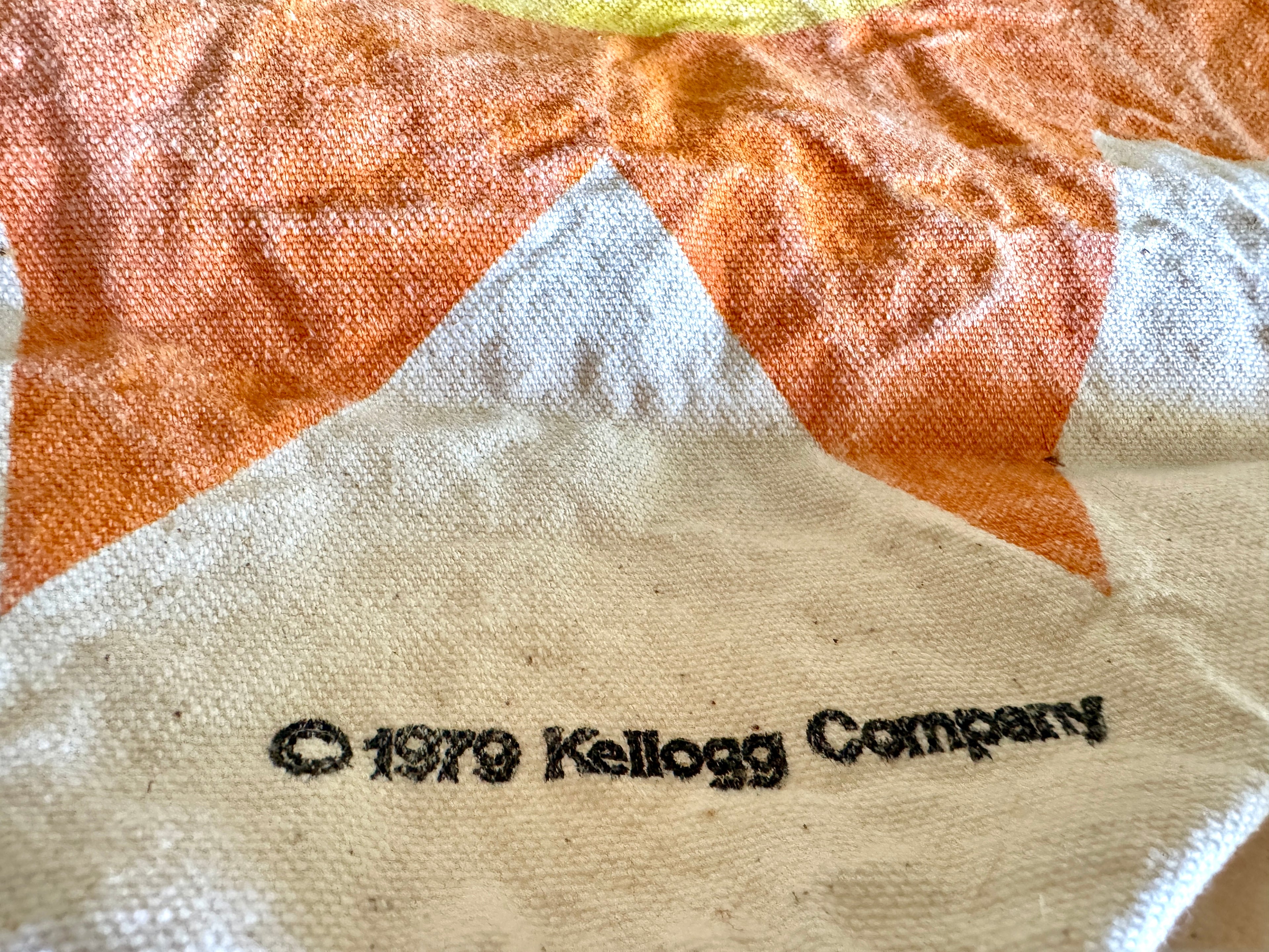 Vintage 1979 Kelloggs Canvas Sunshine Tote ~ 70's Canvas Drawstring Sunshine Tote with Wood Knob