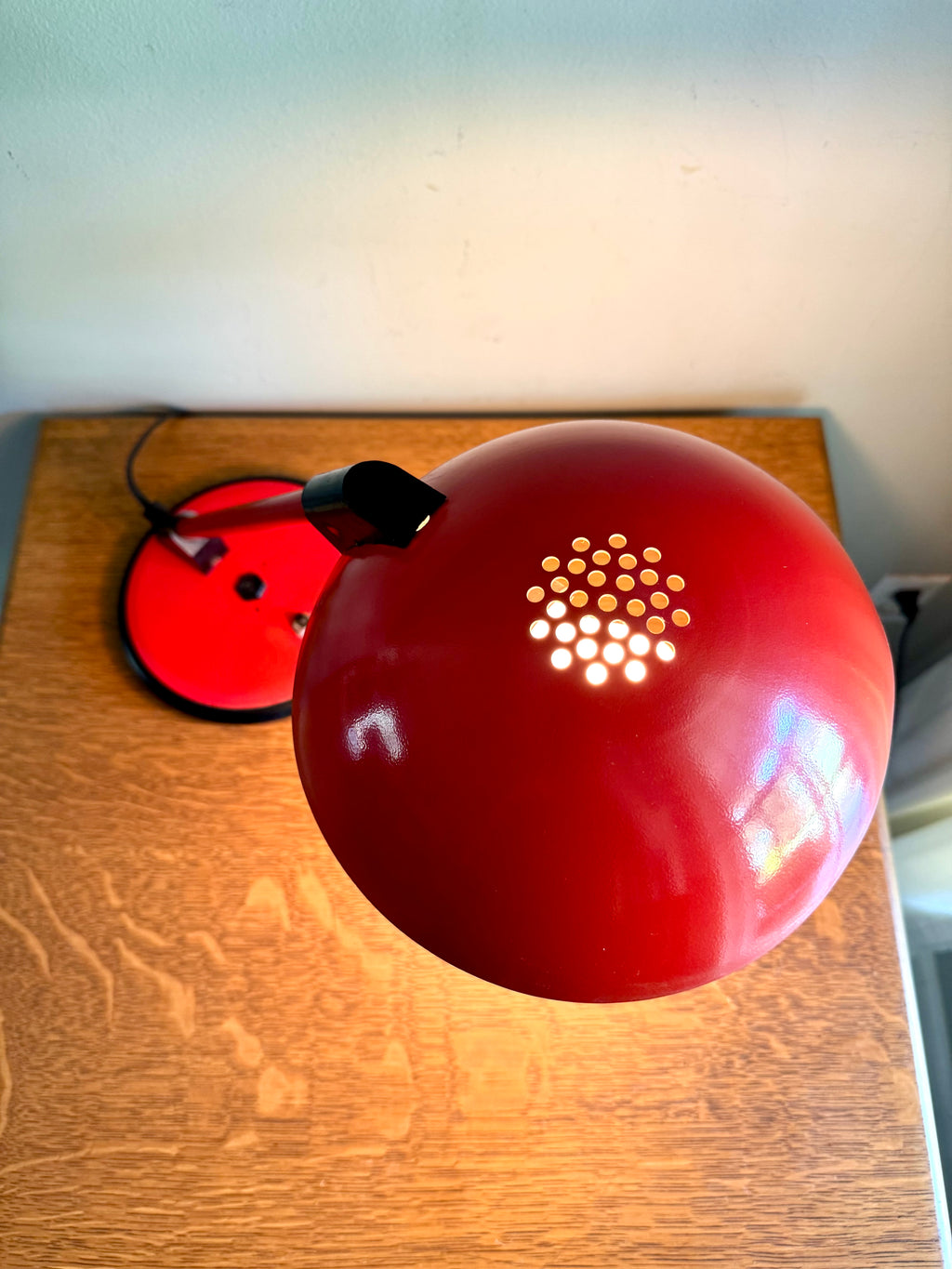 Vintage Red Art Specialty Table Lamp | Post Modern Atomic Desk Lamp | Red Flying Saucer Shade Desk Lamp | Red MCM Desk Lamp