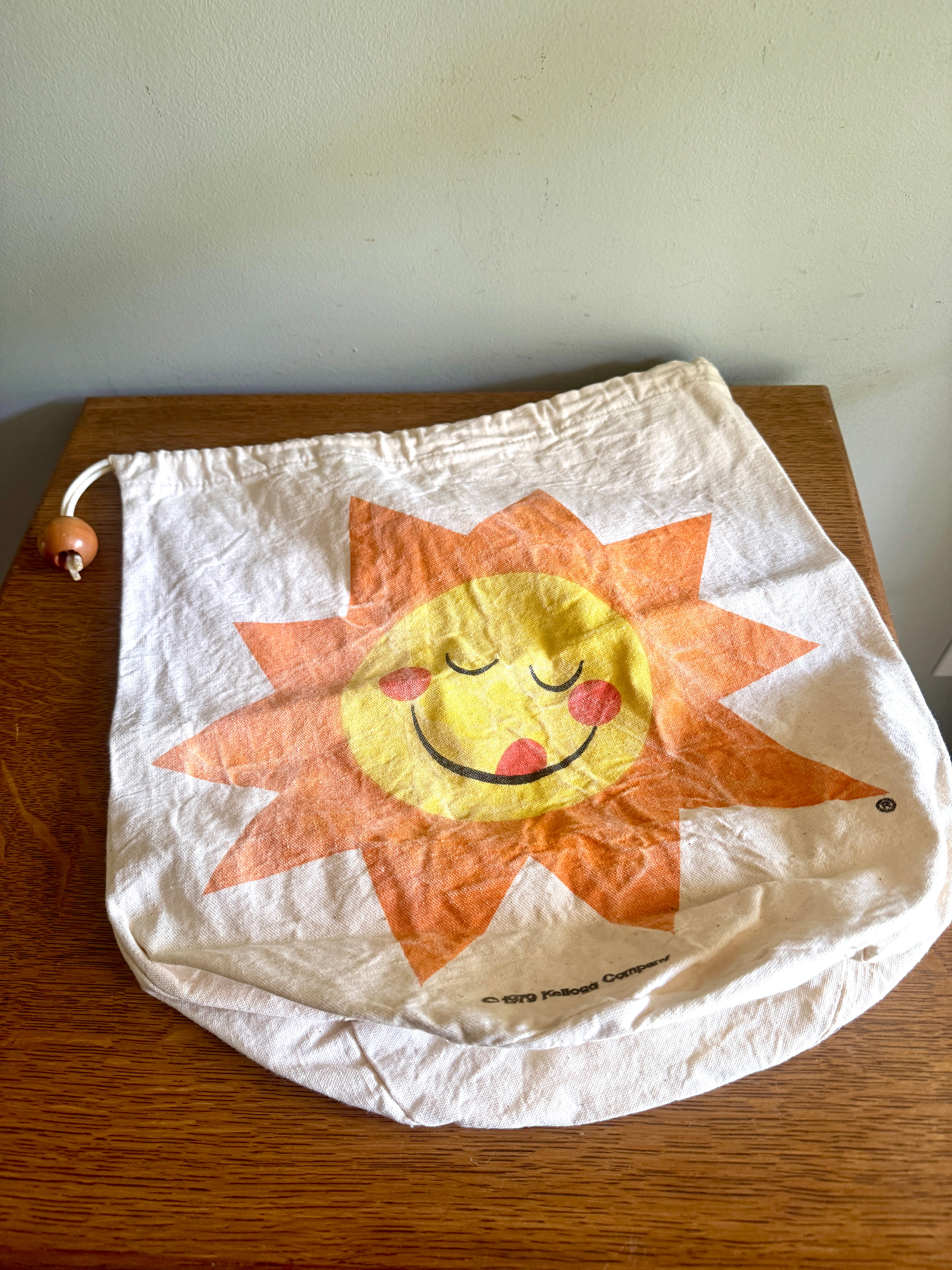 Vintage 1979 Kelloggs Canvas Sunshine Tote ~ 70's Canvas Drawstring Sunshine Tote with Wood Knob