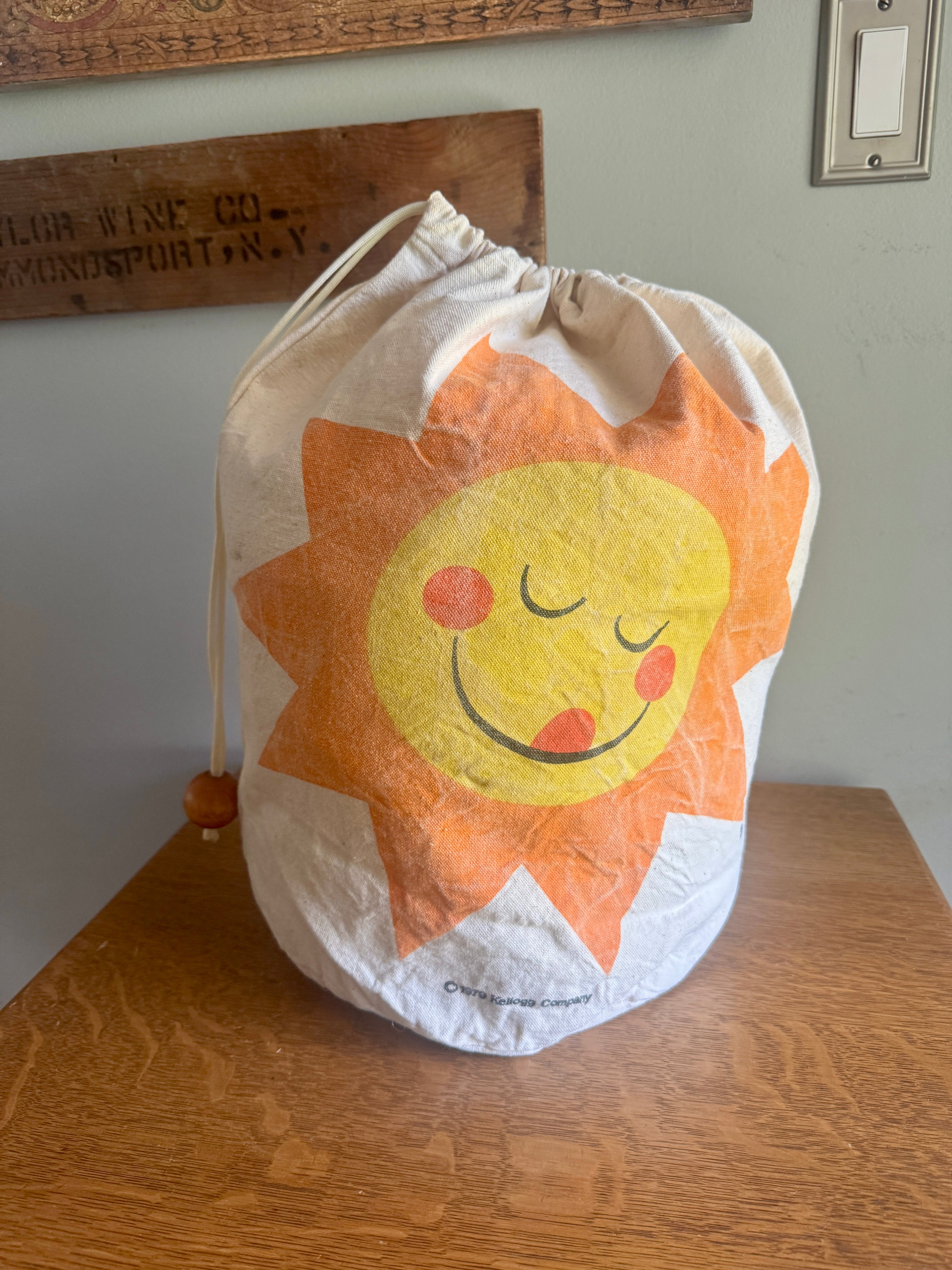 Vintage 1979 Kelloggs Canvas Sunshine Tote ~ 70's Canvas Drawstring Sunshine Tote with Wood Knob