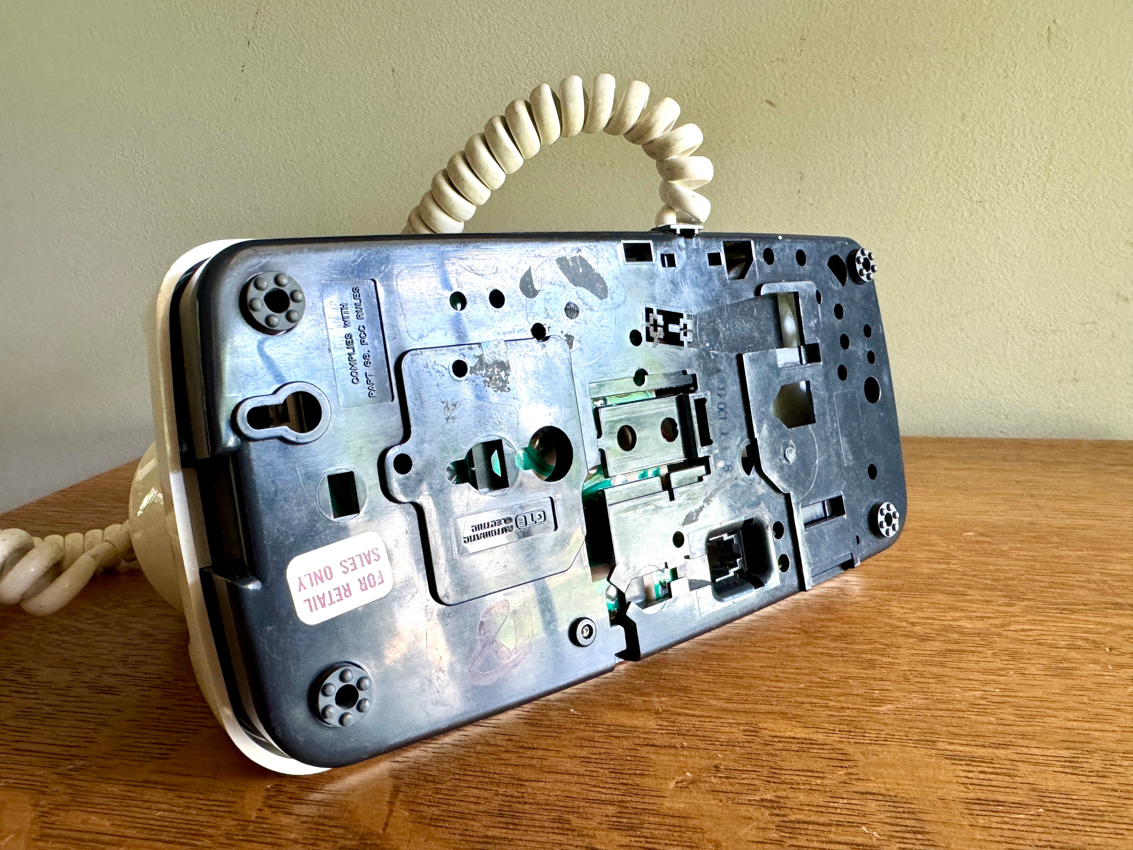 Vintage GTE Starlite Rotary Dial White Telephone ~ 60's White Princess Rotary Monophone