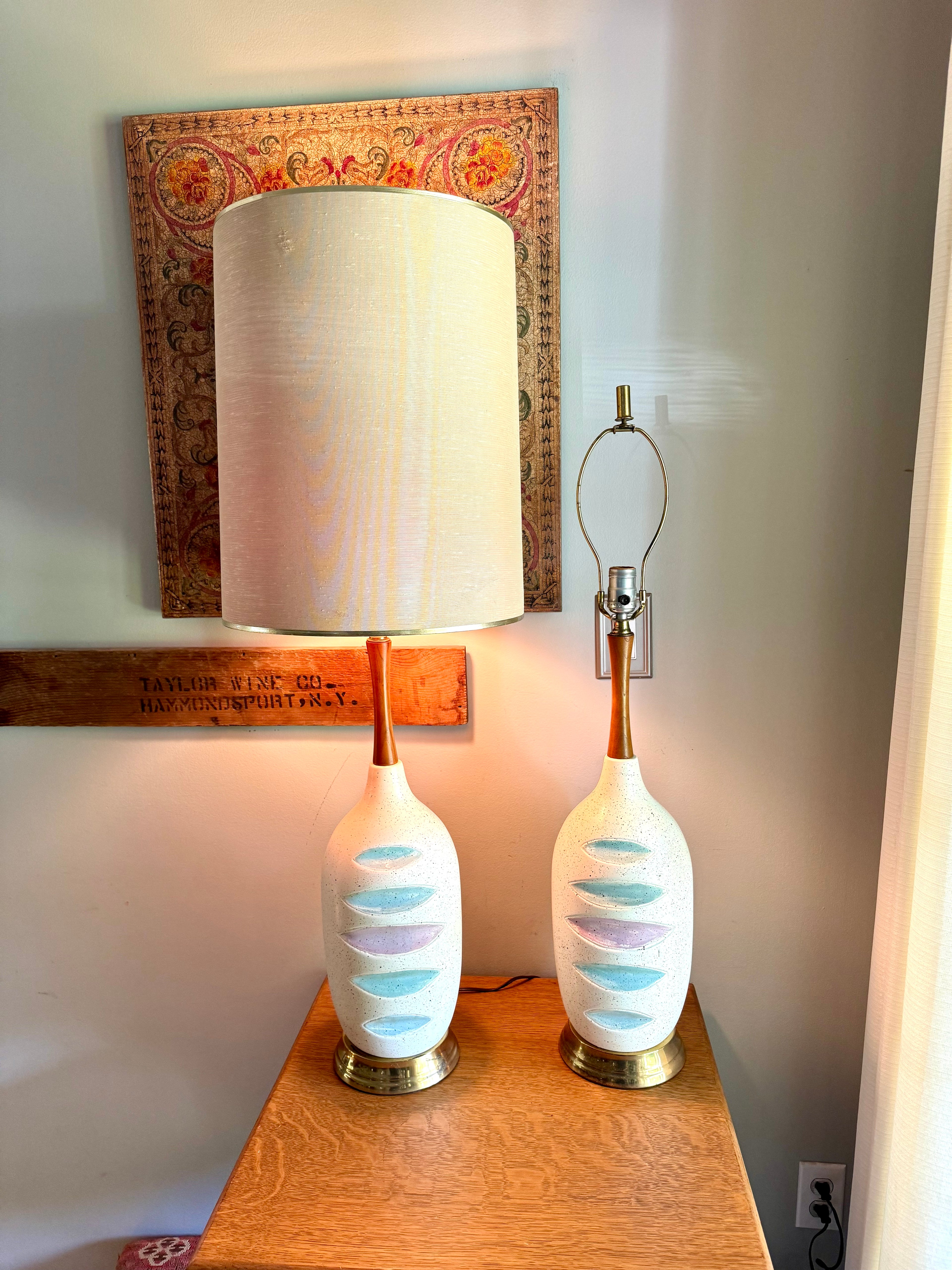 Pair of Mid Century White Ceramic Lamps | Matching MCM Ceramic and Teak Lamps | White Textured Grooved Colorful Ceramic Lamps(Shade Not Inc)