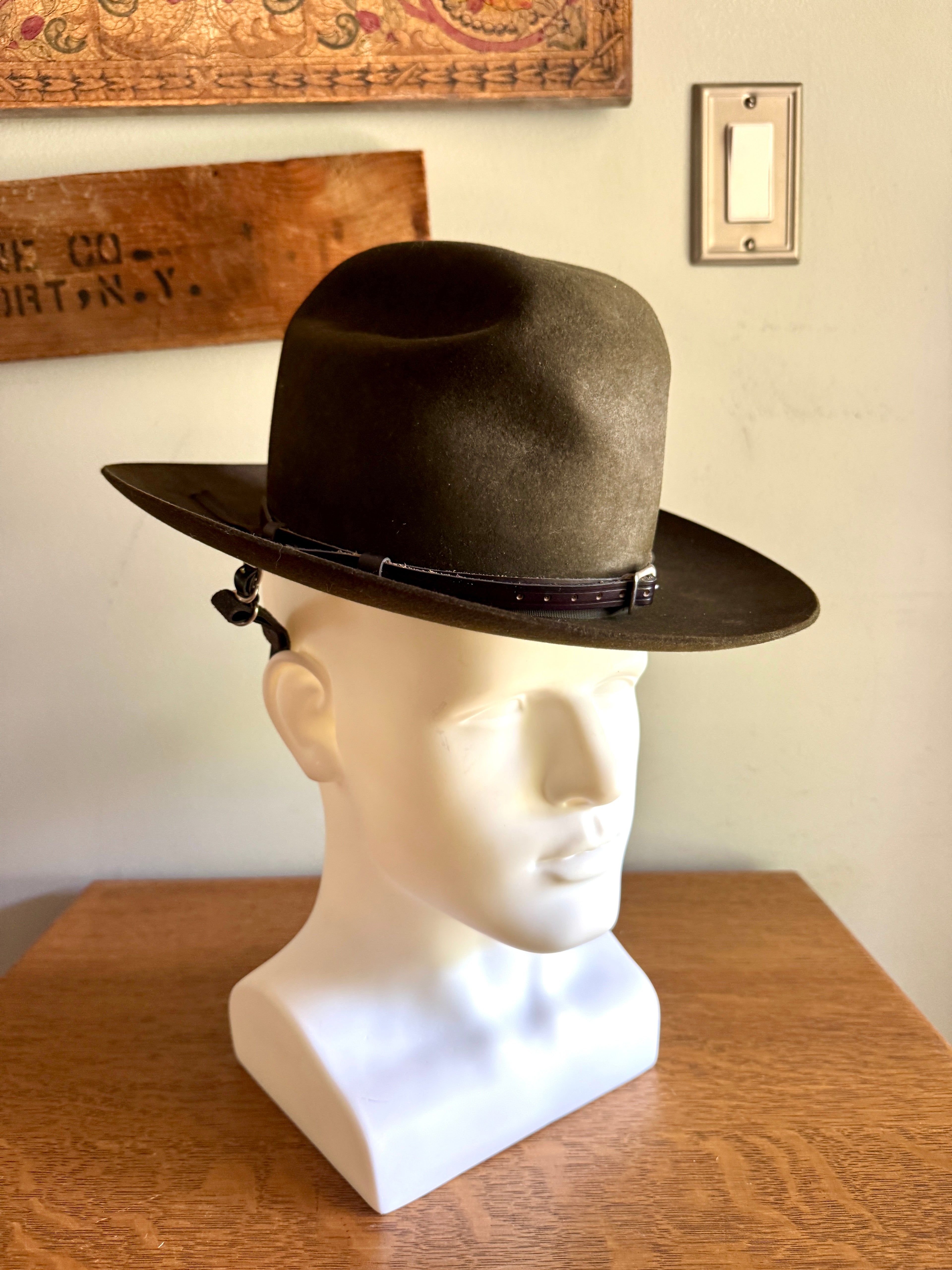 Resistol "Self-Conforming" Western Hat ~ Brown Union Made Felt Resistol Hat With Strap
