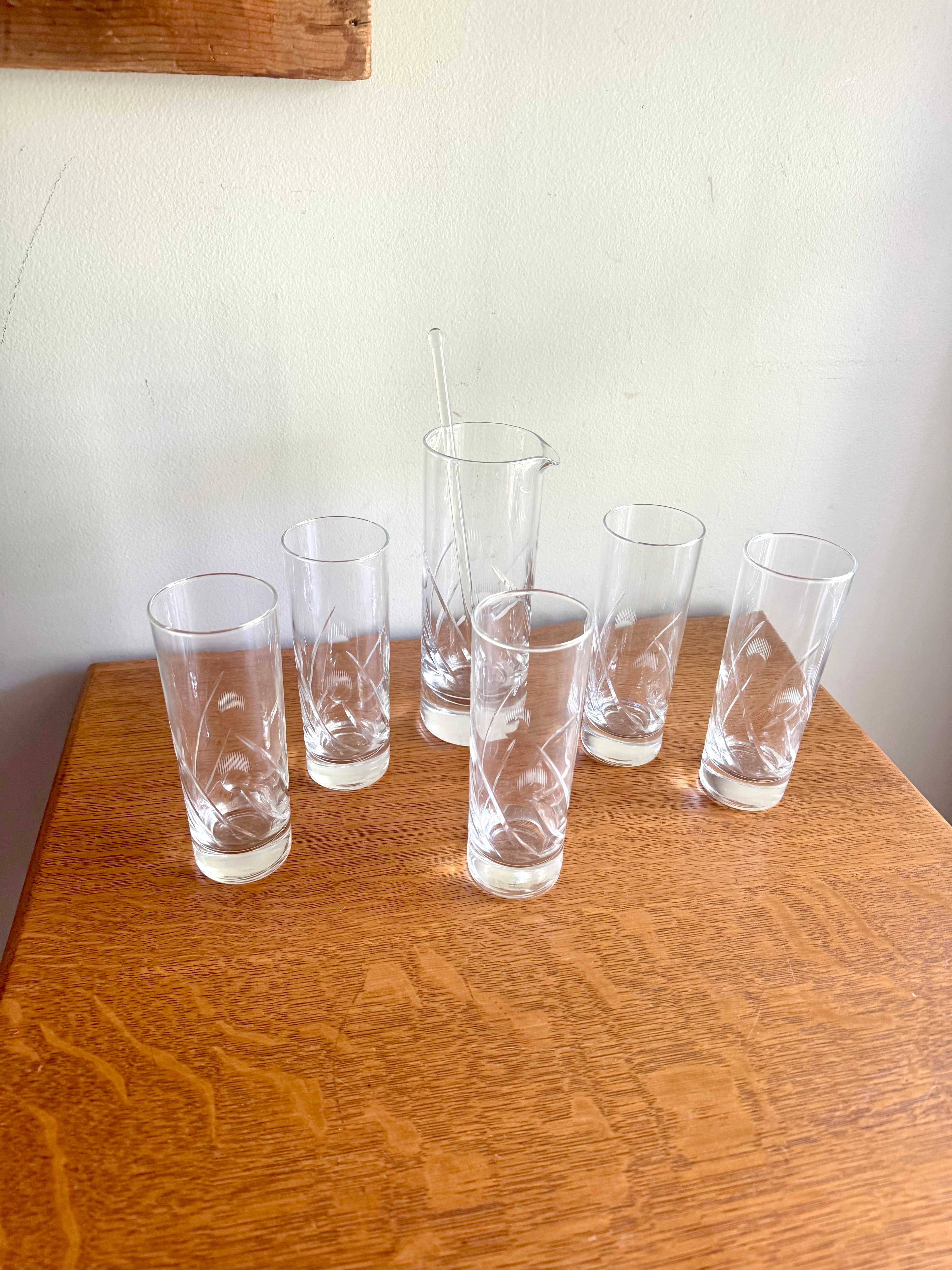 Vintage Cocktail Pitcher and 5 Cocktails Glasses | Set of Etched Crystal Glasses With Pitcher and Stir Stick | Crystal Cocktail Bar Set