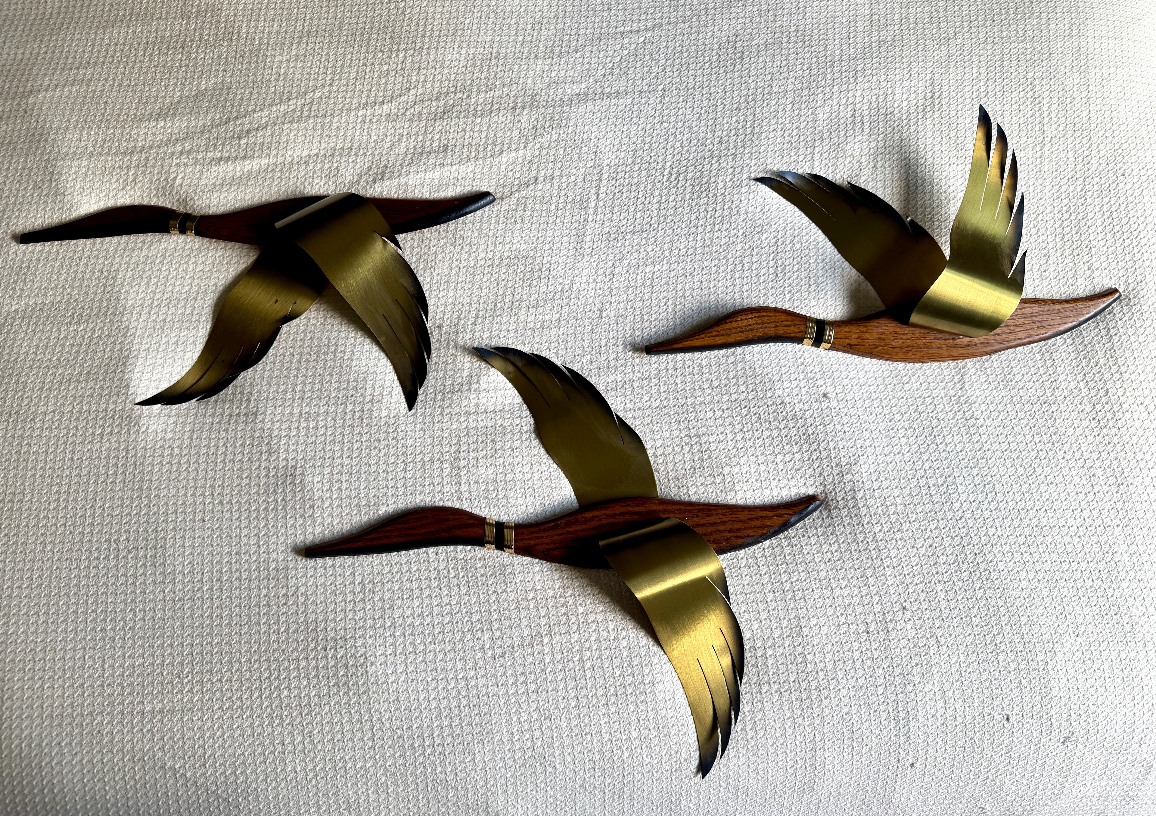 Vintage Brass and Wood Flying Canadian Geese Wall Decor ~ MCM 3 Dimensional Flying Geese~ Masketeers Geese