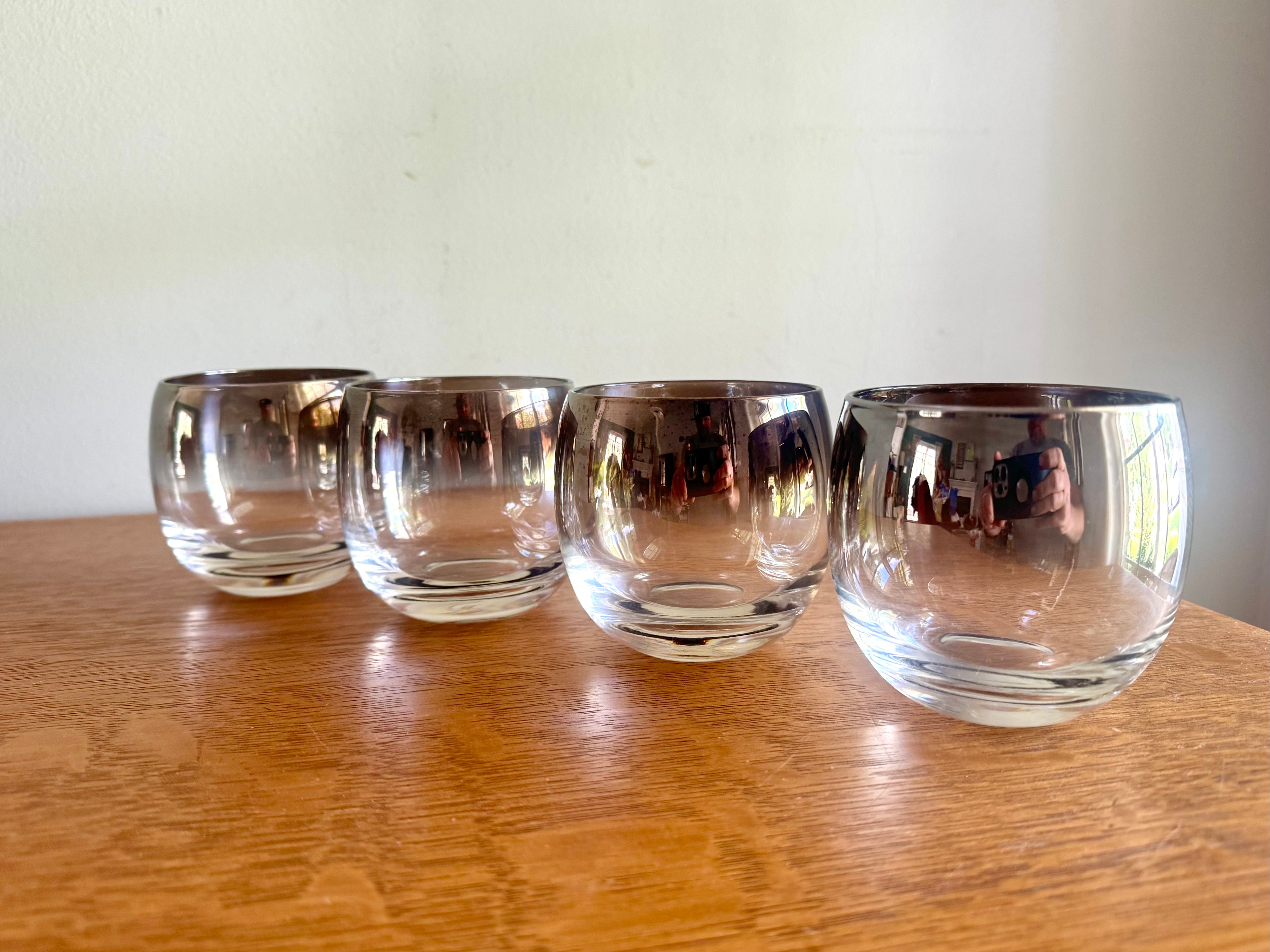 Set of 4 Mid Century Modern Dorothy Thorpe Style Roly Poly Glasses | Silver Fade Rimmed Glasses | Queens Lusterware Mercury Fade Roly Polys