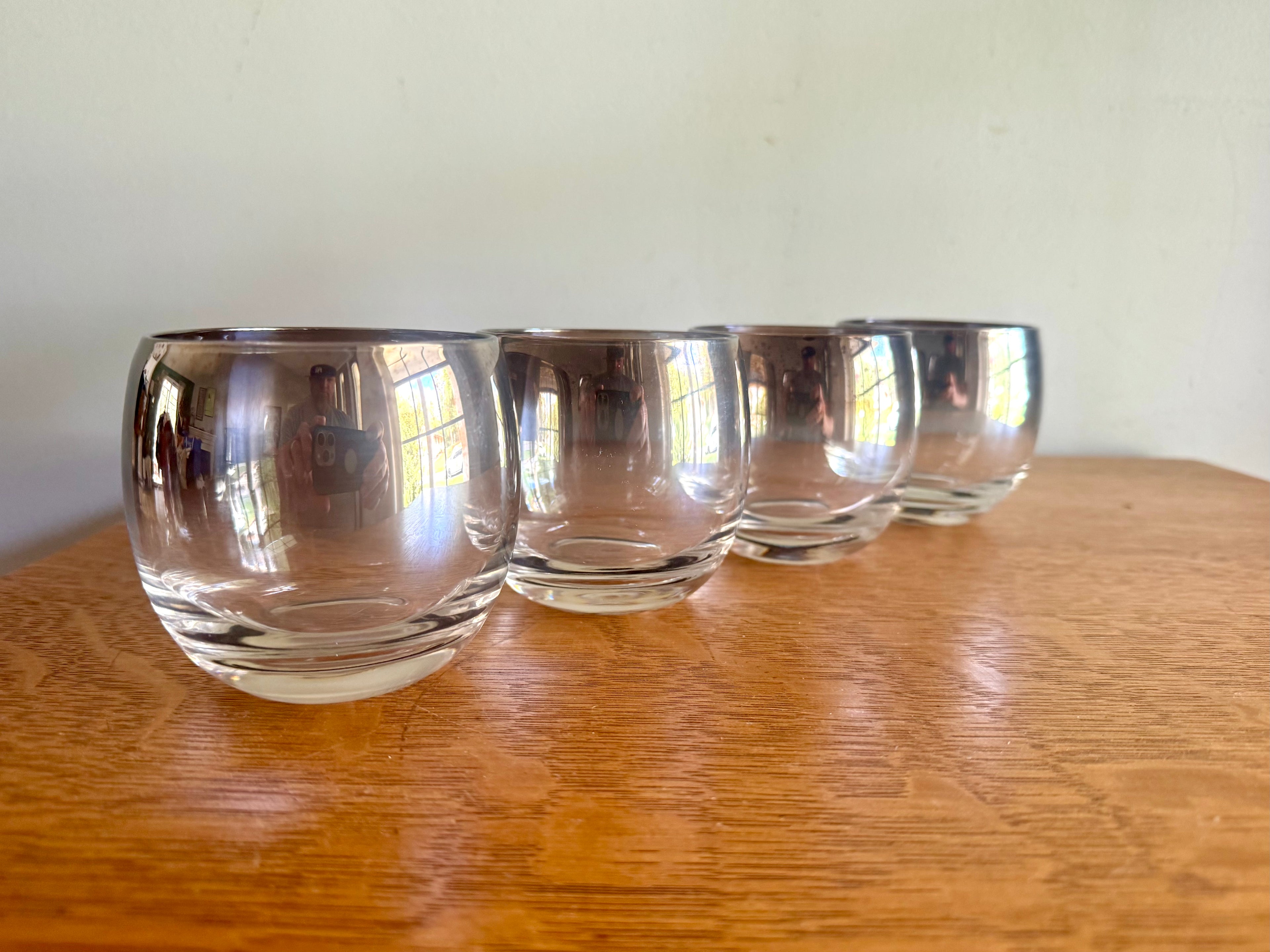 Set of 4 Mid Century Modern Dorothy Thorpe Style Roly Poly Glasses | Silver Fade Rimmed Glasses | Queens Lusterware Mercury Fade Roly Polys