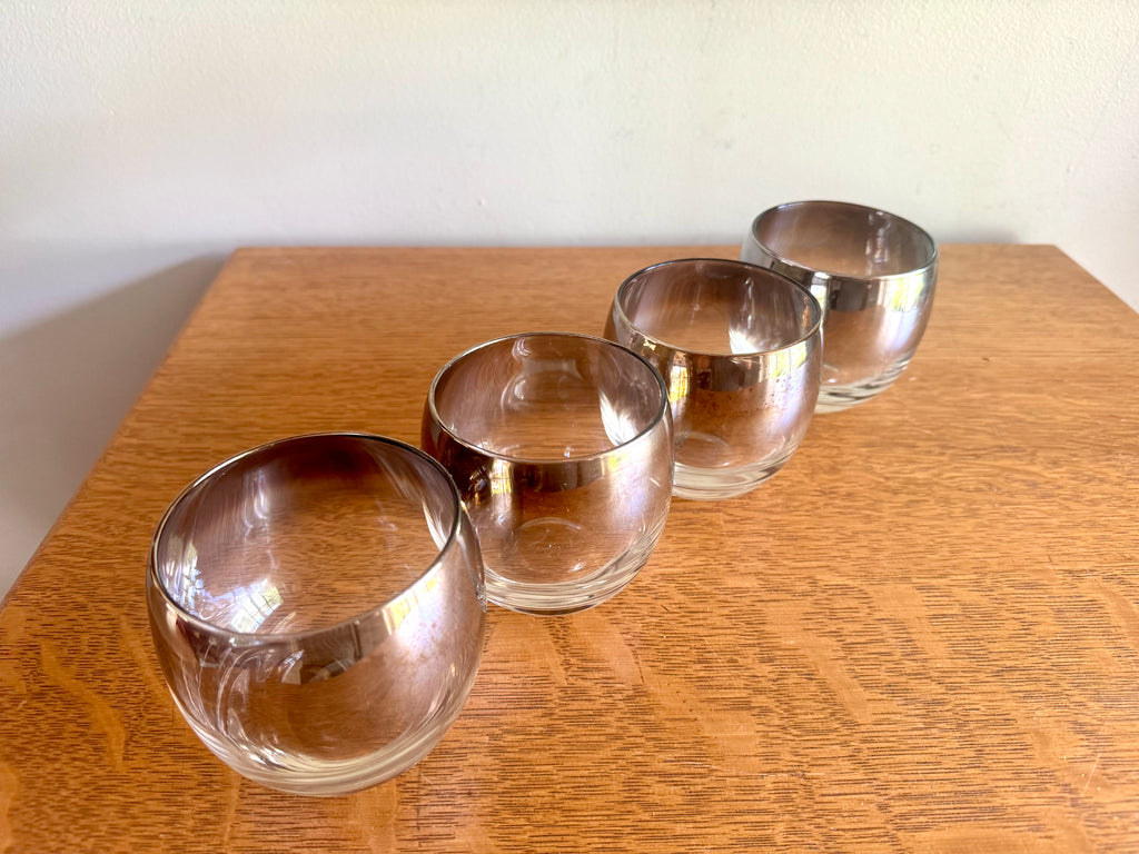 Set of 4 Mid Century Modern Dorothy Thorpe Style Roly Poly Glasses | Silver Fade Rimmed Glasses | Queens Lusterware Mercury Fade Roly Polys