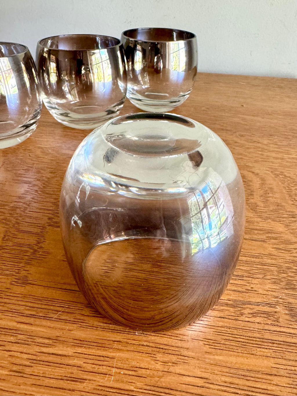 Set of 4 Mid Century Modern Dorothy Thorpe Style Roly Poly Glasses | Silver Fade Rimmed Glasses | Queens Lusterware Mercury Fade Roly Polys