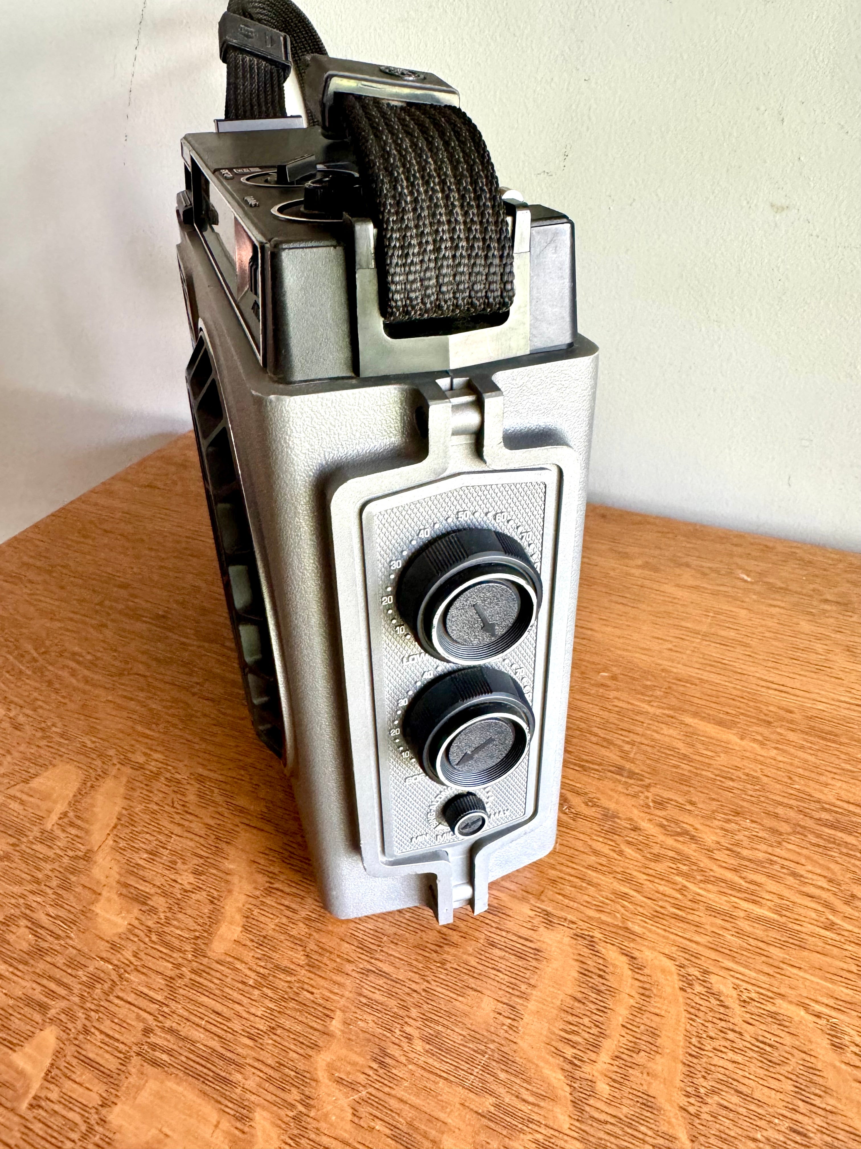 Vintage General Electric 8 Track Am/FM Portable Radio | GE 8 Track Program Power Sound Radio| GE Model 3-5510A Portable Radio