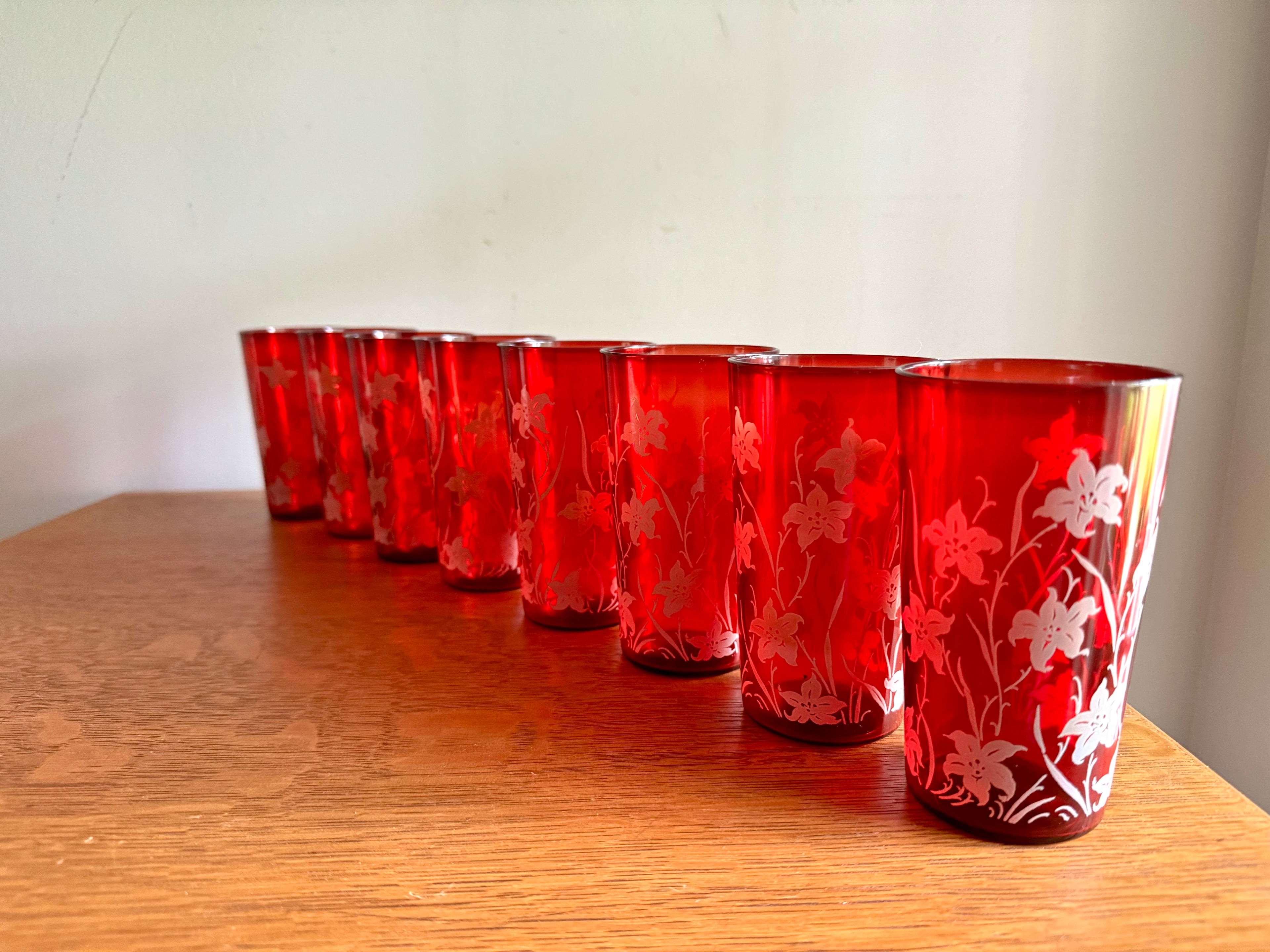 Set of 8 Ruby Red Anchor Hocking Juice Glasses | Anchor Hocking White Tiger Lilly Glasses | MCM Ruby Red With Tiger Lily Glasses with Caddy