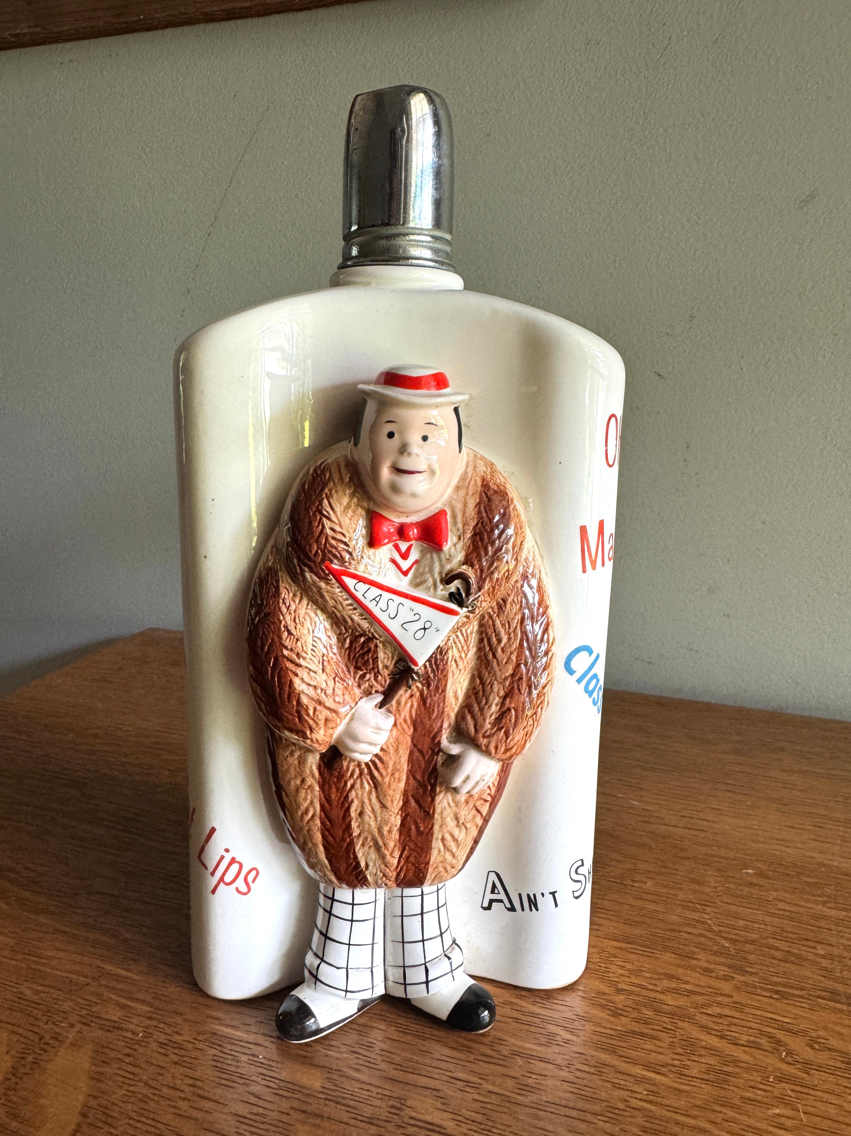 Ceramic Roaring 20's Theme Flask ~ 3D Gentleman in Raccoon Coat Flask ~ Japan Novelty Flask ~ Roaring 20s Bar Decor