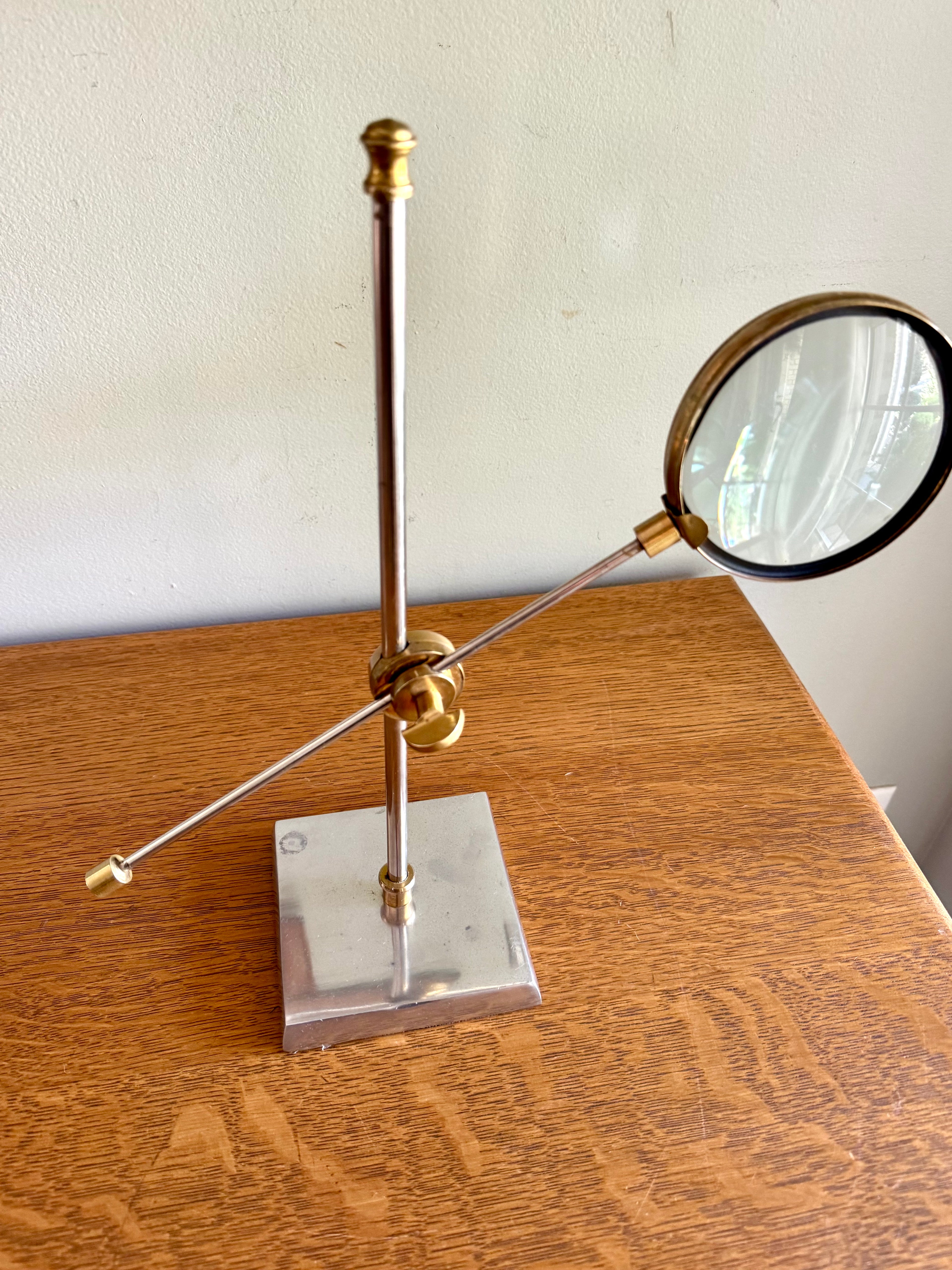 Vintage Solid Brass Magnifying Glass Stand | Desk Top Magnifying Glass on Stand | Adjustable Magnifying Stand | Standing Magnifying Glass