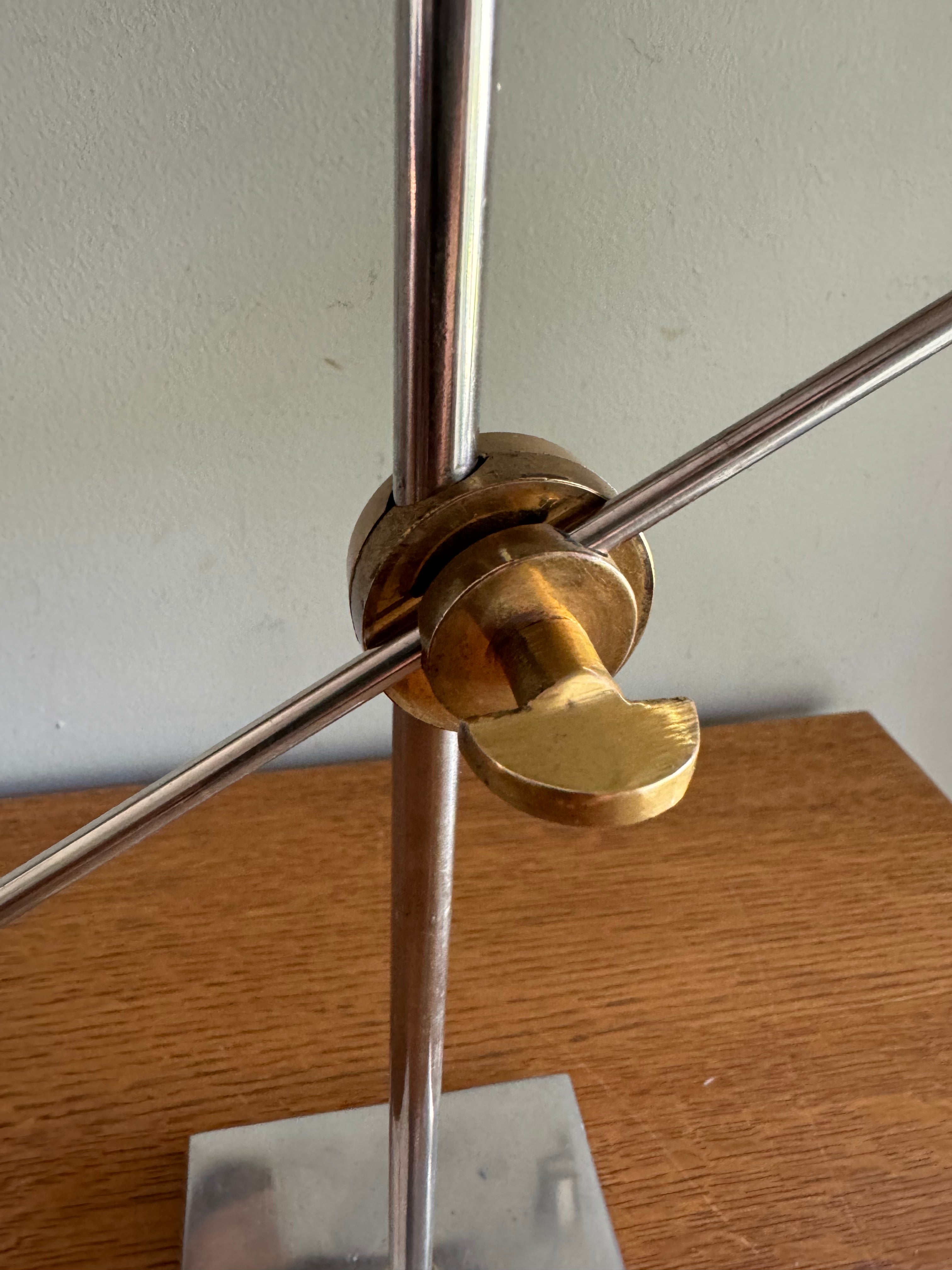 Vintage Solid Brass Magnifying Glass Stand | Desk Top Magnifying Glass on Stand | Adjustable Magnifying Stand | Standing Magnifying Glass